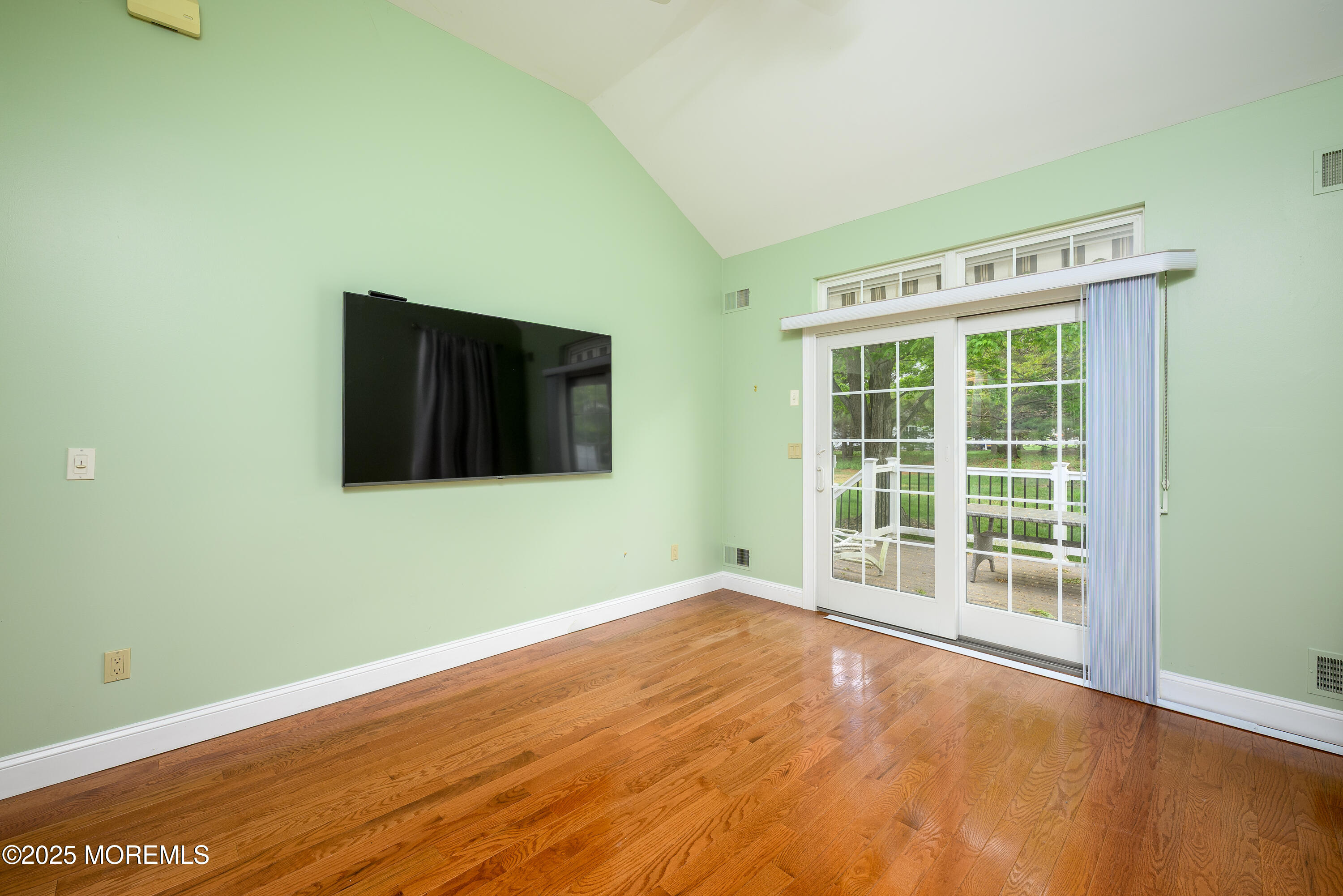 30 Springlawn Drive, Lakewood, New Jersey image 14