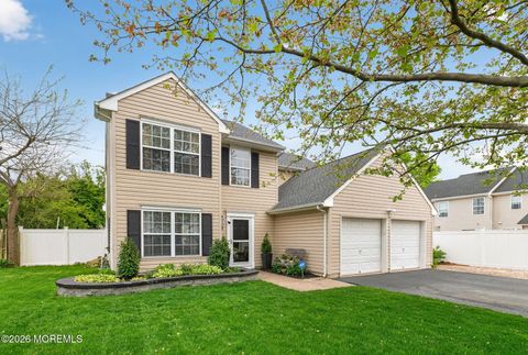 Homes For Sale - 91 N Sailors Quay Drive<br/> Brick, NJ 08723