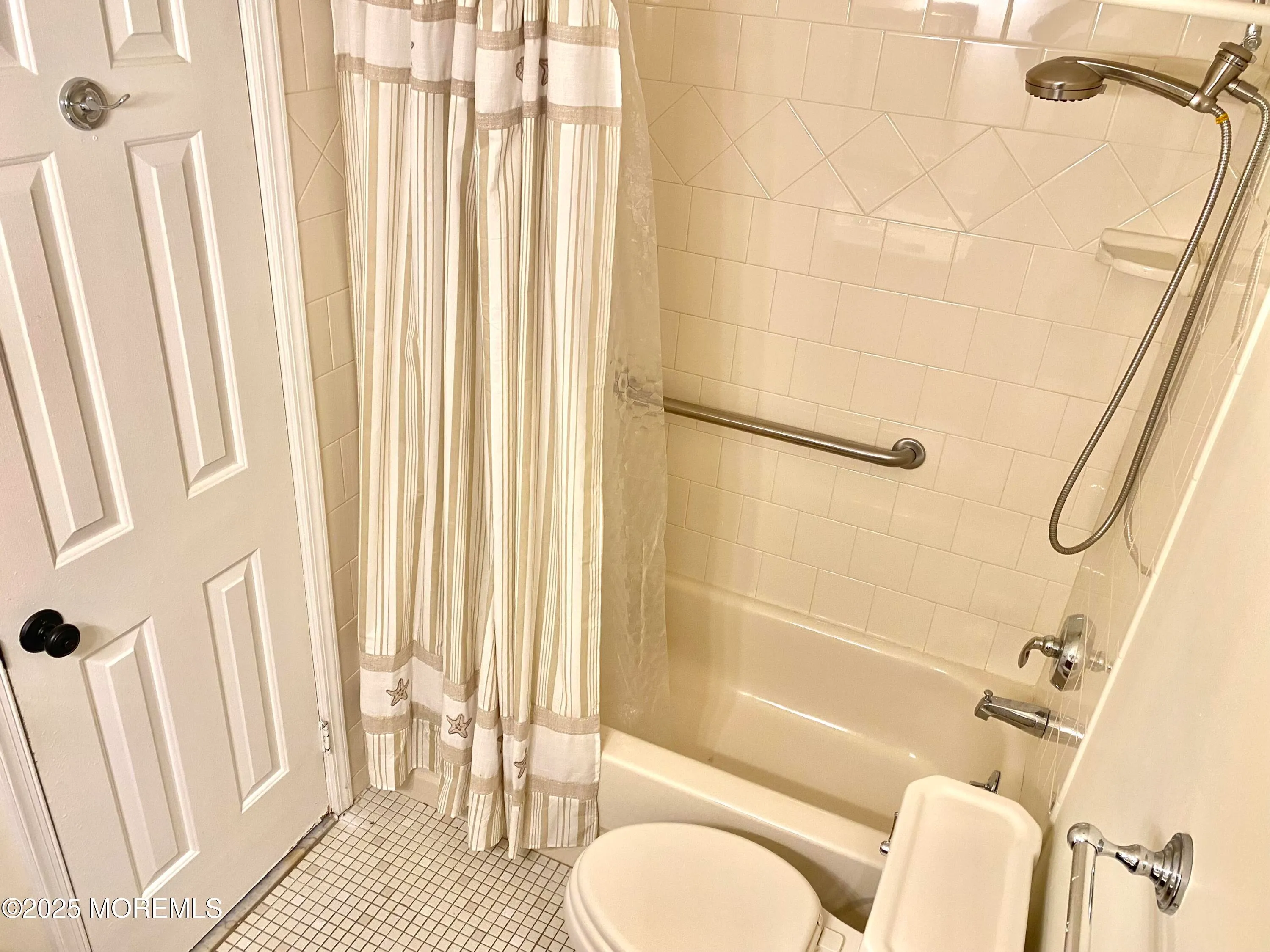 Spring Lake Heights, New Jersey 07762, United States, 2 Bedrooms Bedrooms, ,2 BathroomsBathrooms,Residential,Pending,100091