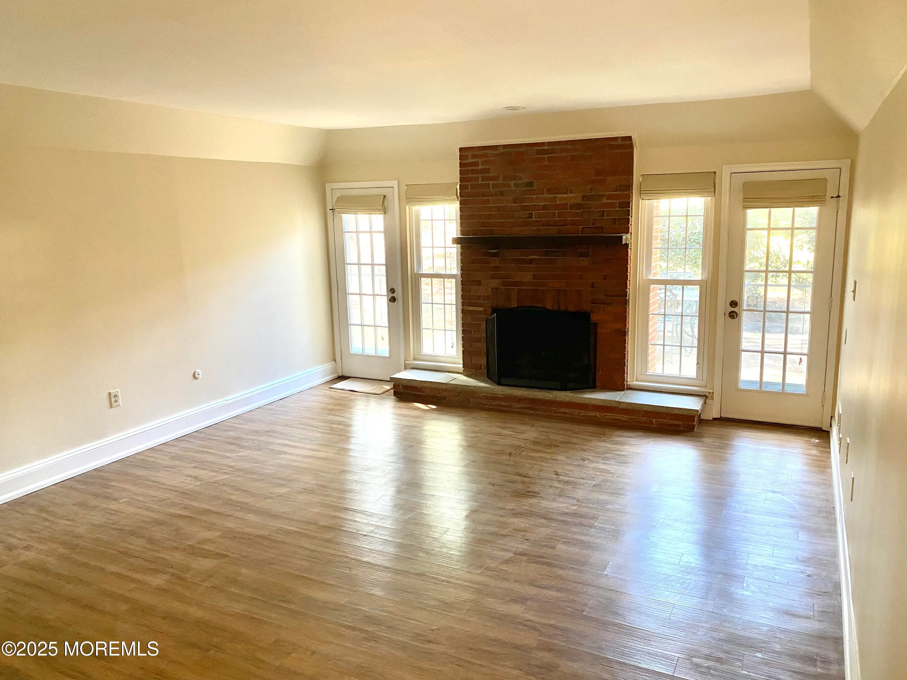 Spring Lake Heights, New Jersey 07762, United States, 2 Bedrooms Bedrooms, ,2 BathroomsBathrooms,Residential,Pending,100091