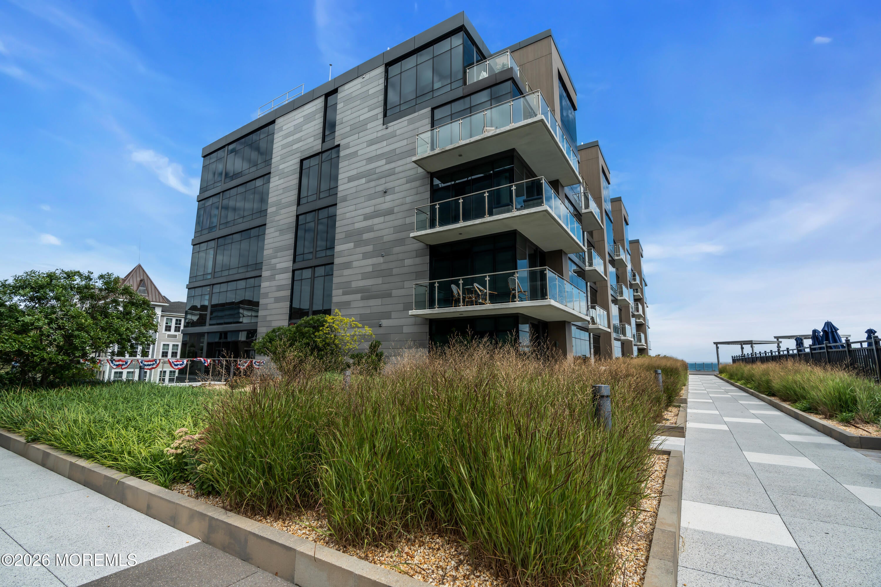 20 Melrose Terrace 411