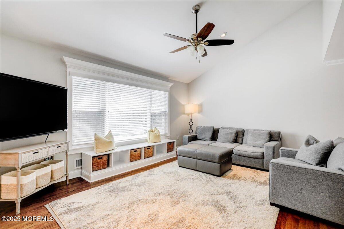 9 Minuteman Road