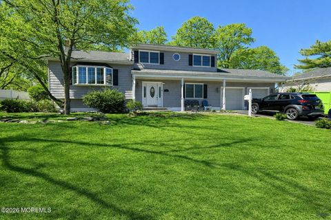 8 Schelly Drive Middletown NJ 07748