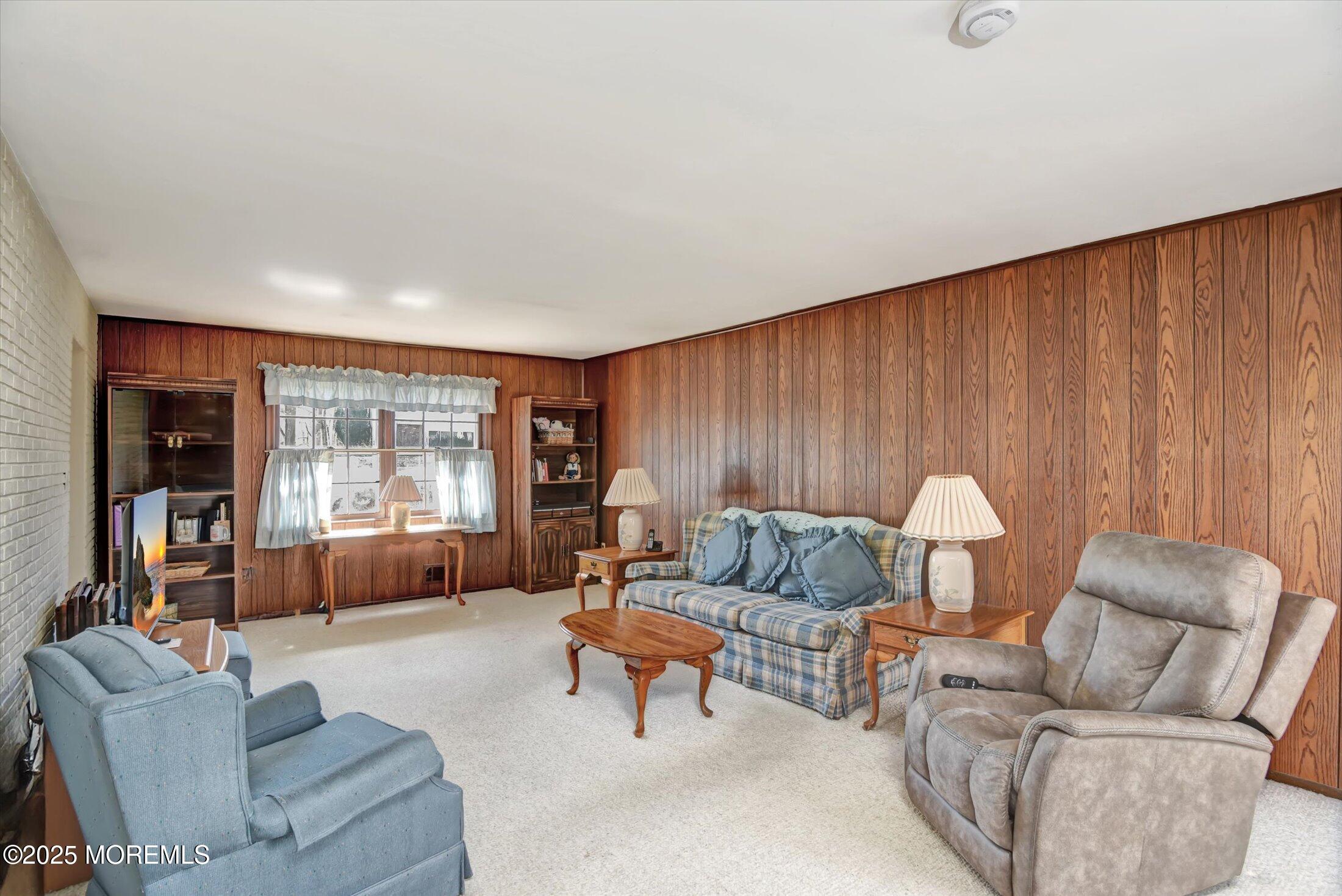23 Floyd Wyckoff Road, Marlboro, New Jersey image 8