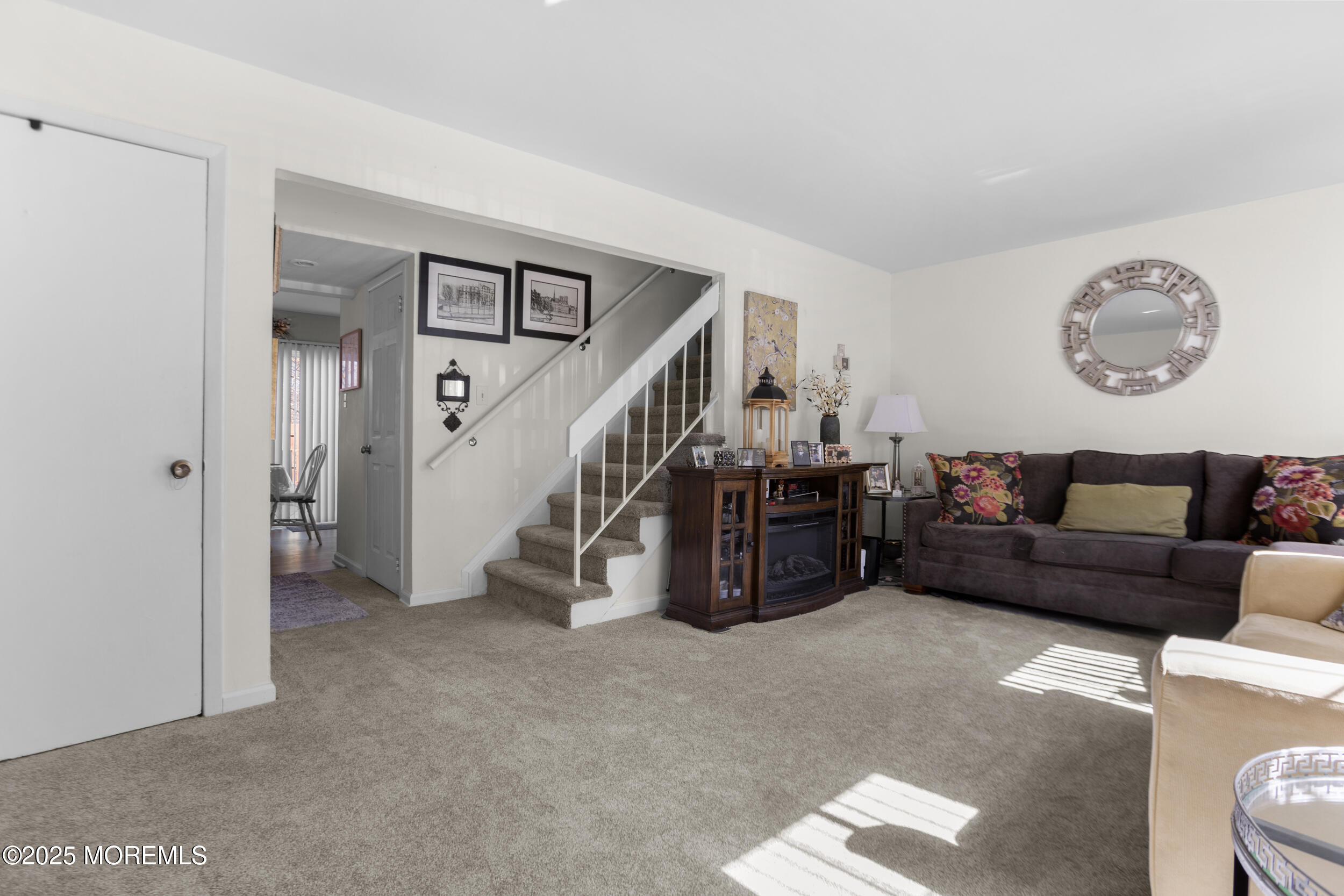 192 Coventry Drive, Lakewood, New Jersey image 9