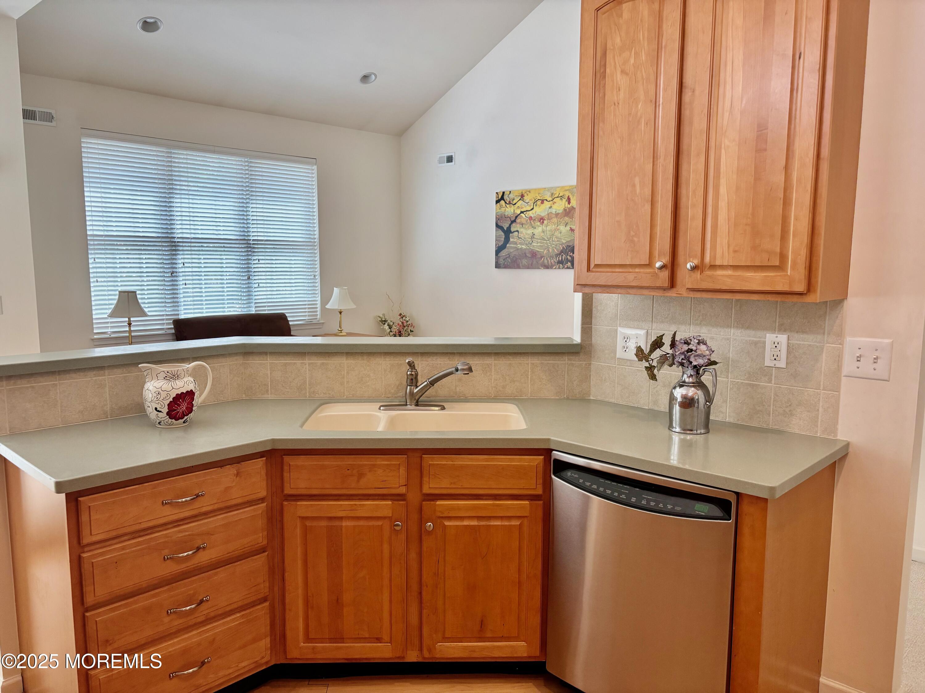 165 Einstein Way, East Windsor, New Jersey image 6