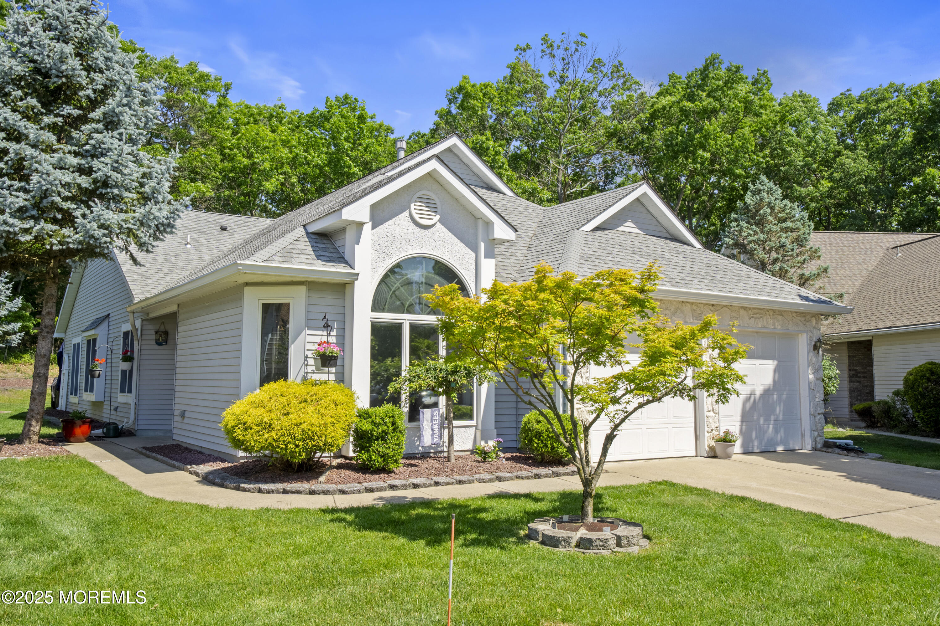 2288 Tomera Place, Toms River, New Jersey image 3
