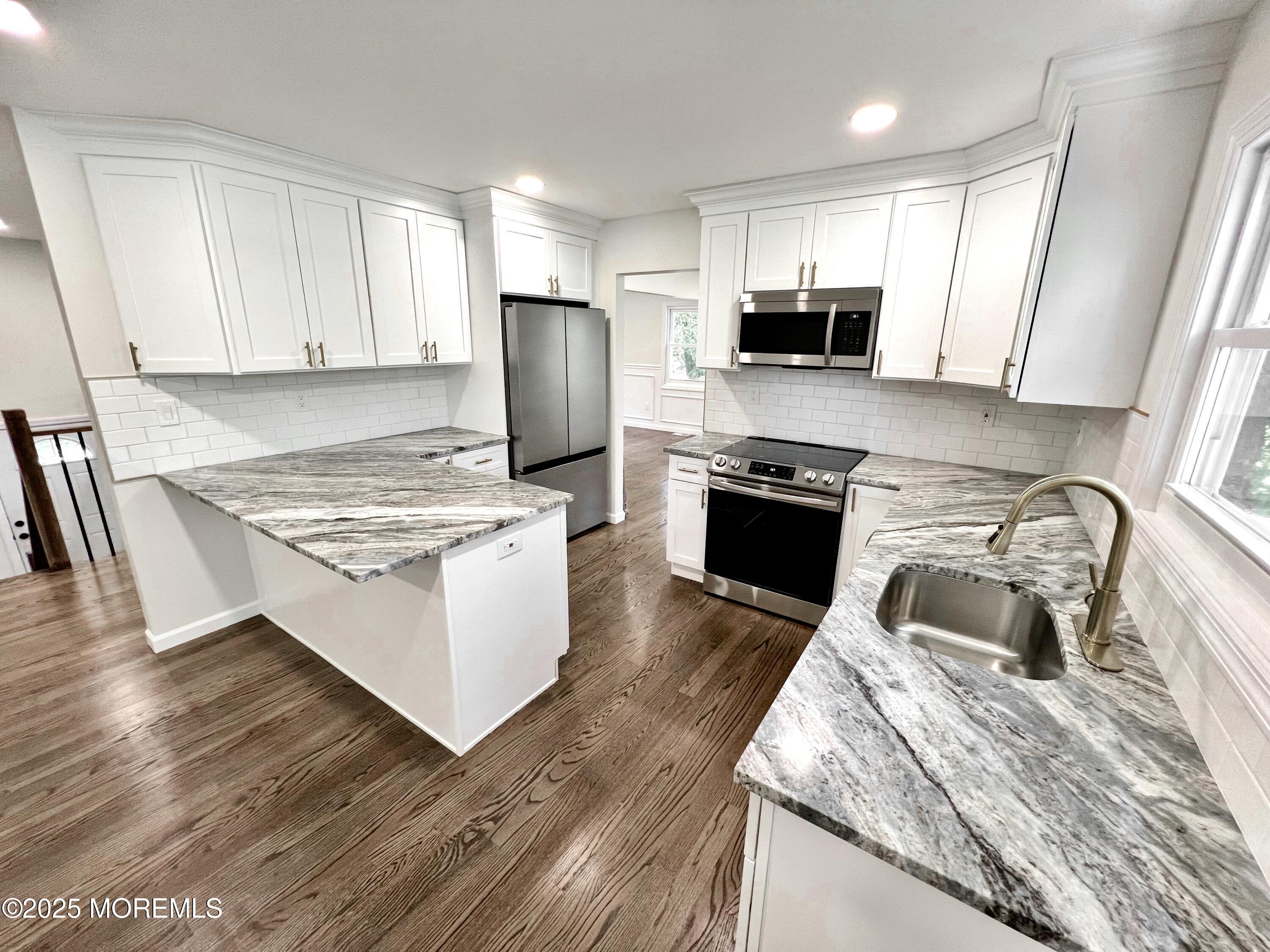 31 Derby Drive, Freehold, New Jersey image 3