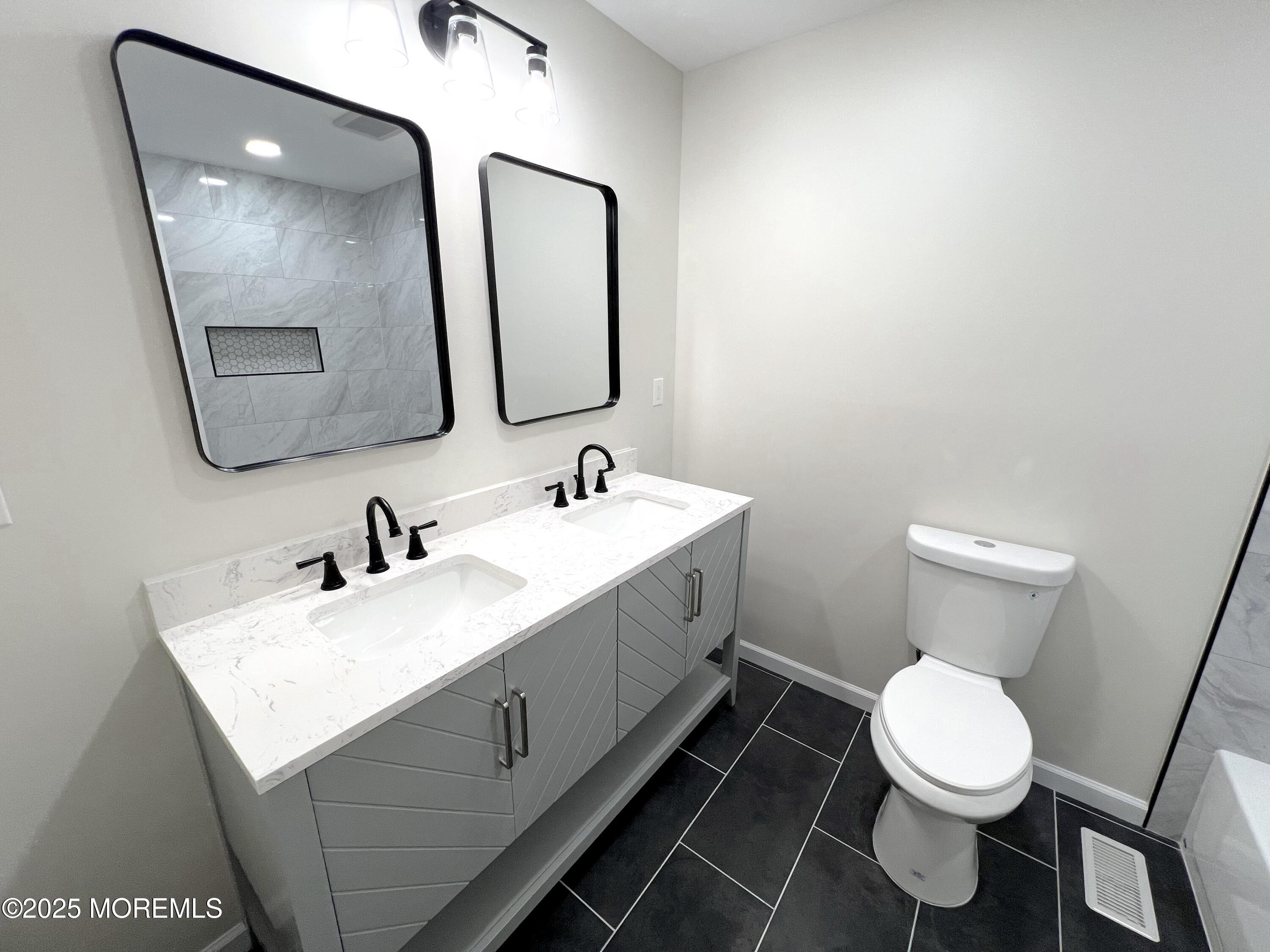 31 Derby Drive, Freehold, New Jersey image 4