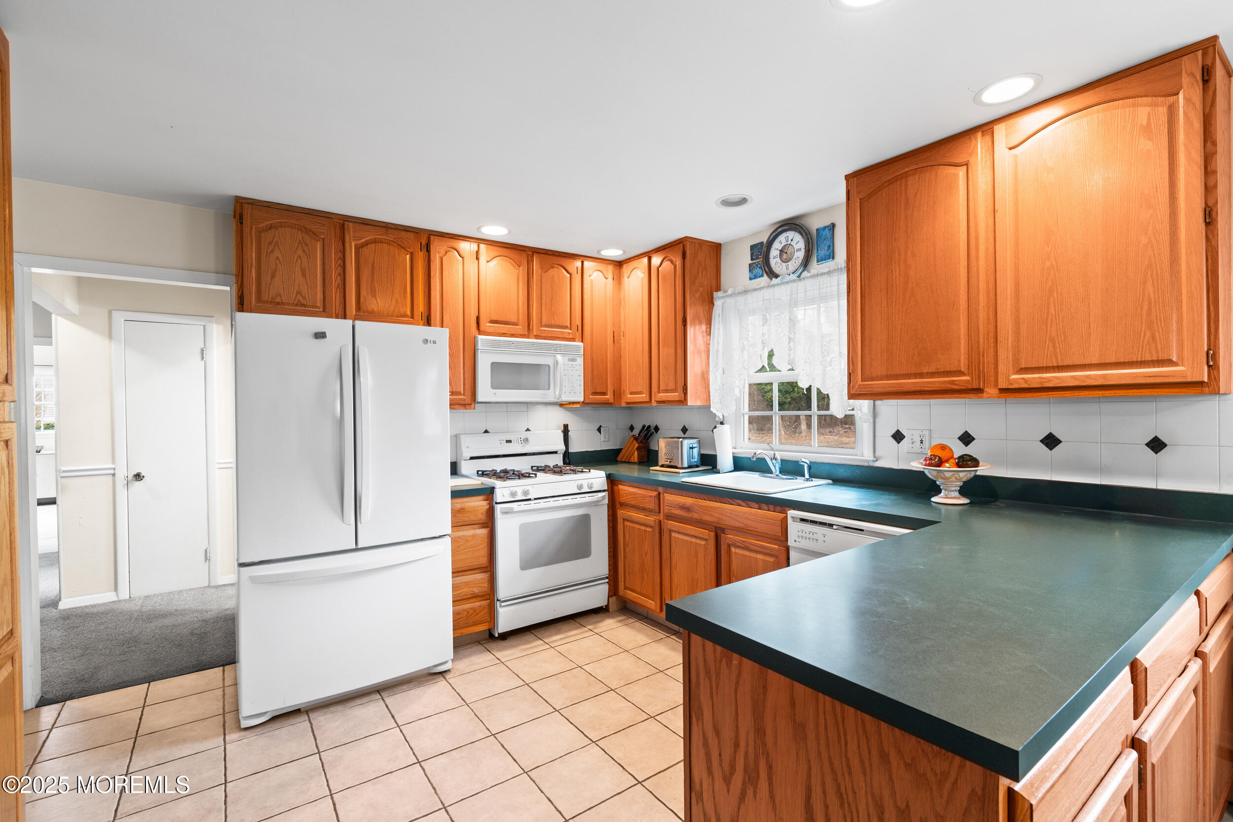716 Dow Avenue, Oakhurst, New Jersey image 7