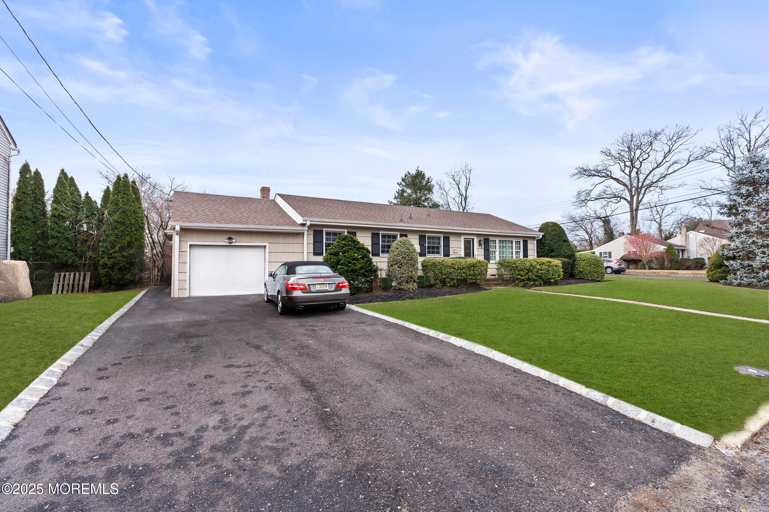 716 Dow Avenue, Oakhurst, New Jersey image 29