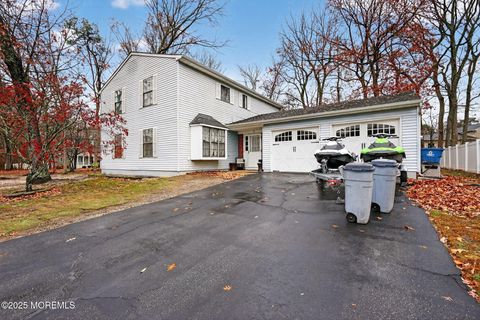Photo of 3 Timberline Drive, Howell, NJ 07731 (MLS # 22534888)