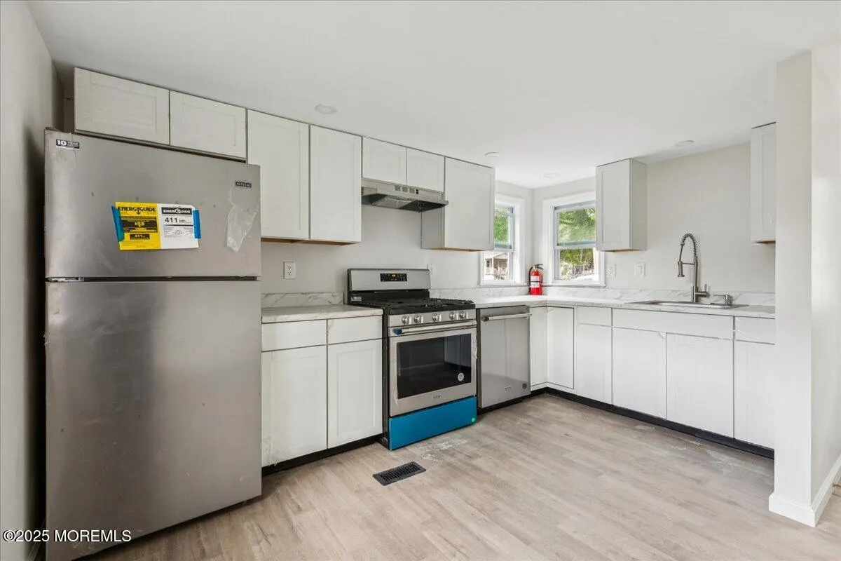 Toms River, New Jersey 08755, United States, 2 Bedrooms Bedrooms, ,1 BathroomBathrooms,Residential,Active,141854