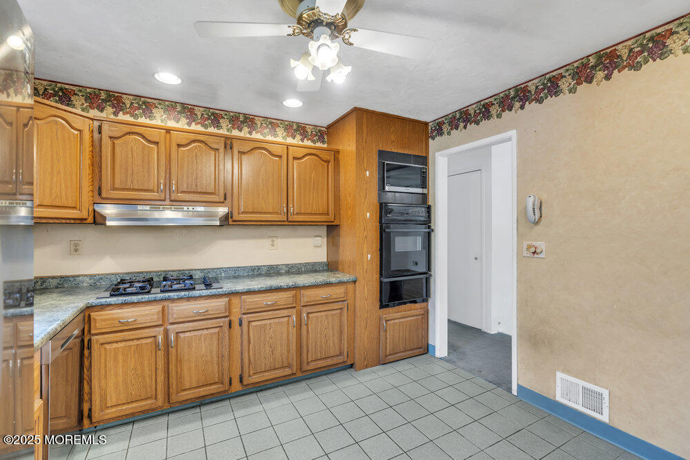 4 Minnesota Drive, Jackson, New Jersey image 14