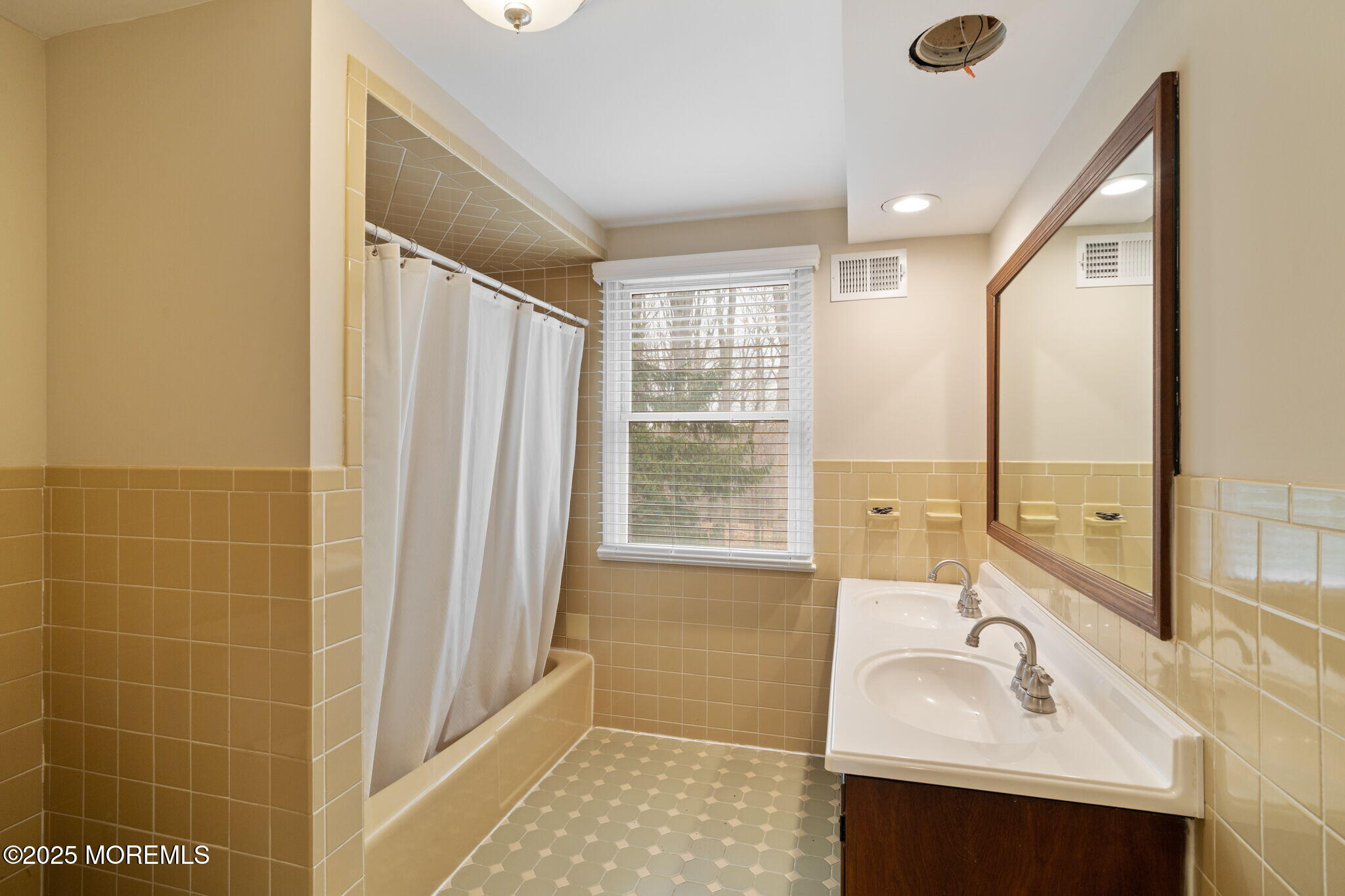 18 Back Bone Hill Road, Millstone, New Jersey image 28