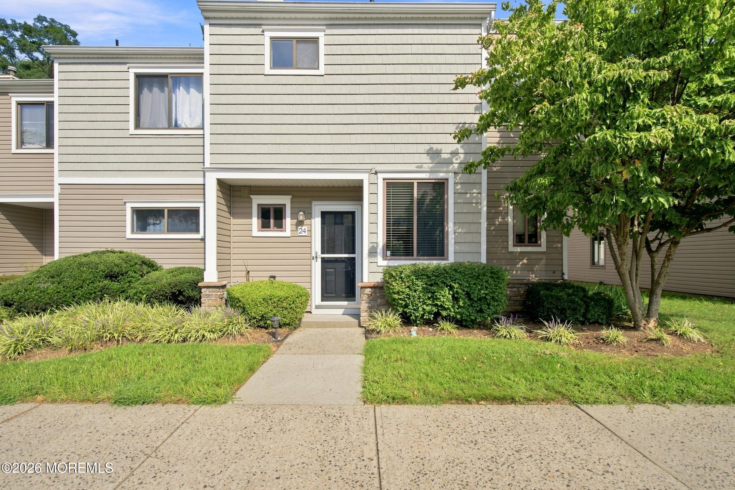 24 Gloria Court