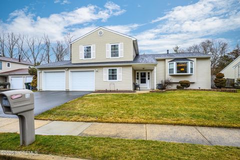 15 Hearth Court Howell NJ 07731