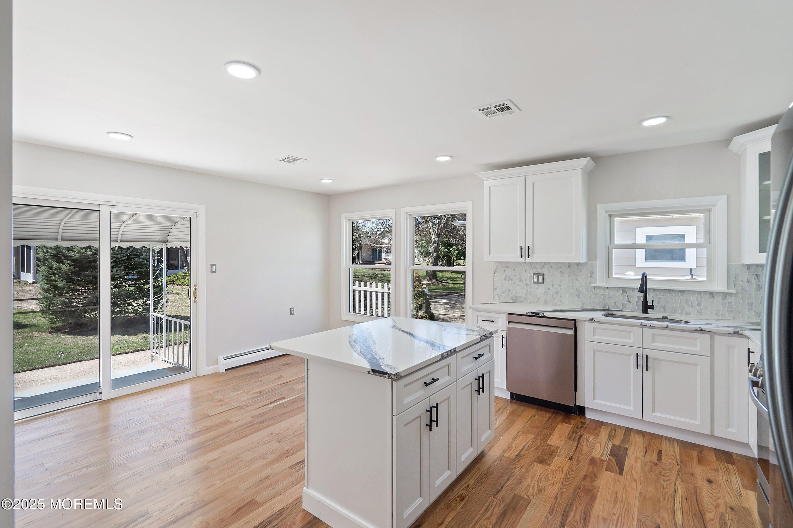 462 Jamaica Boulevard, Toms River, New Jersey image 14