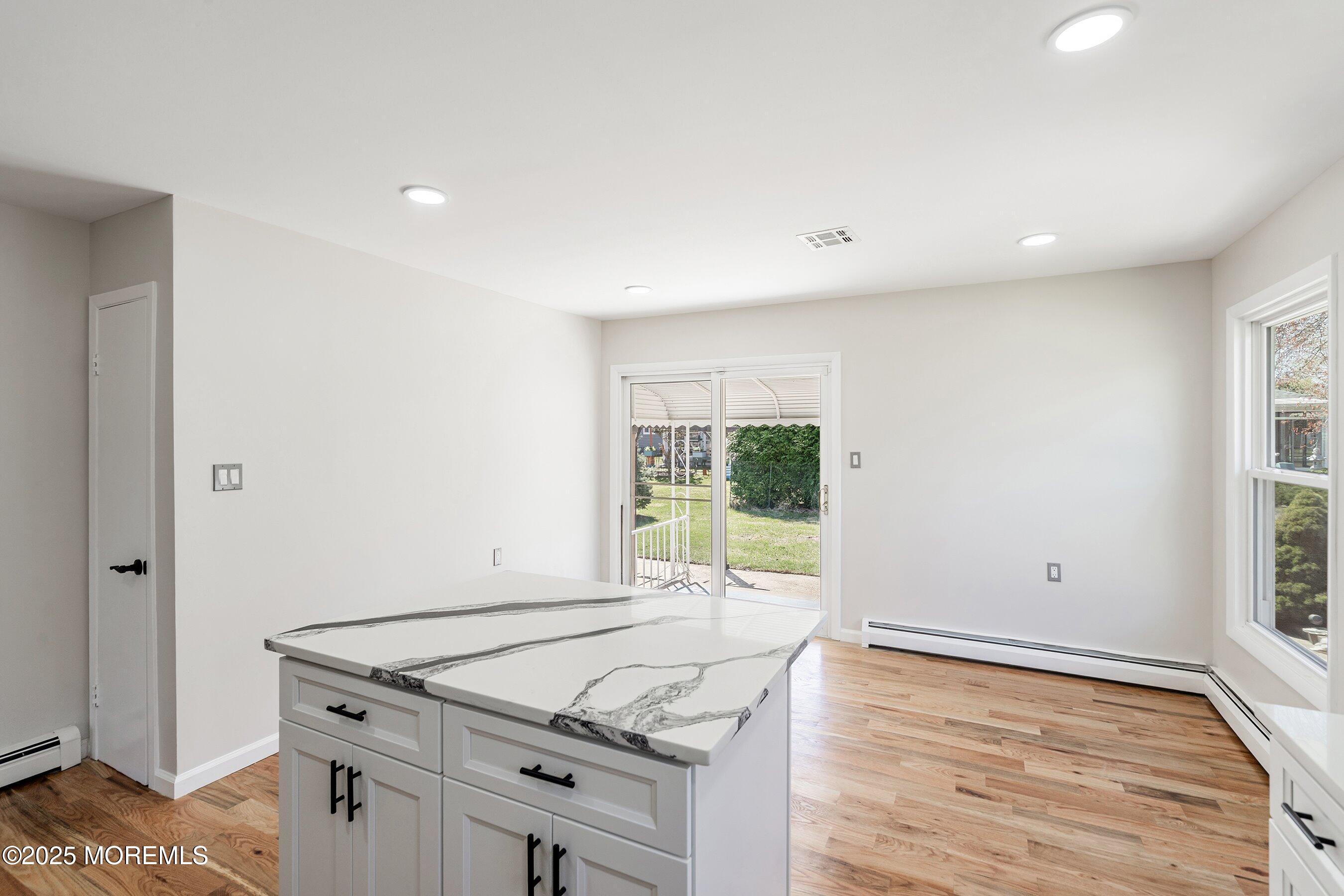 462 Jamaica Boulevard, Toms River, New Jersey image 19