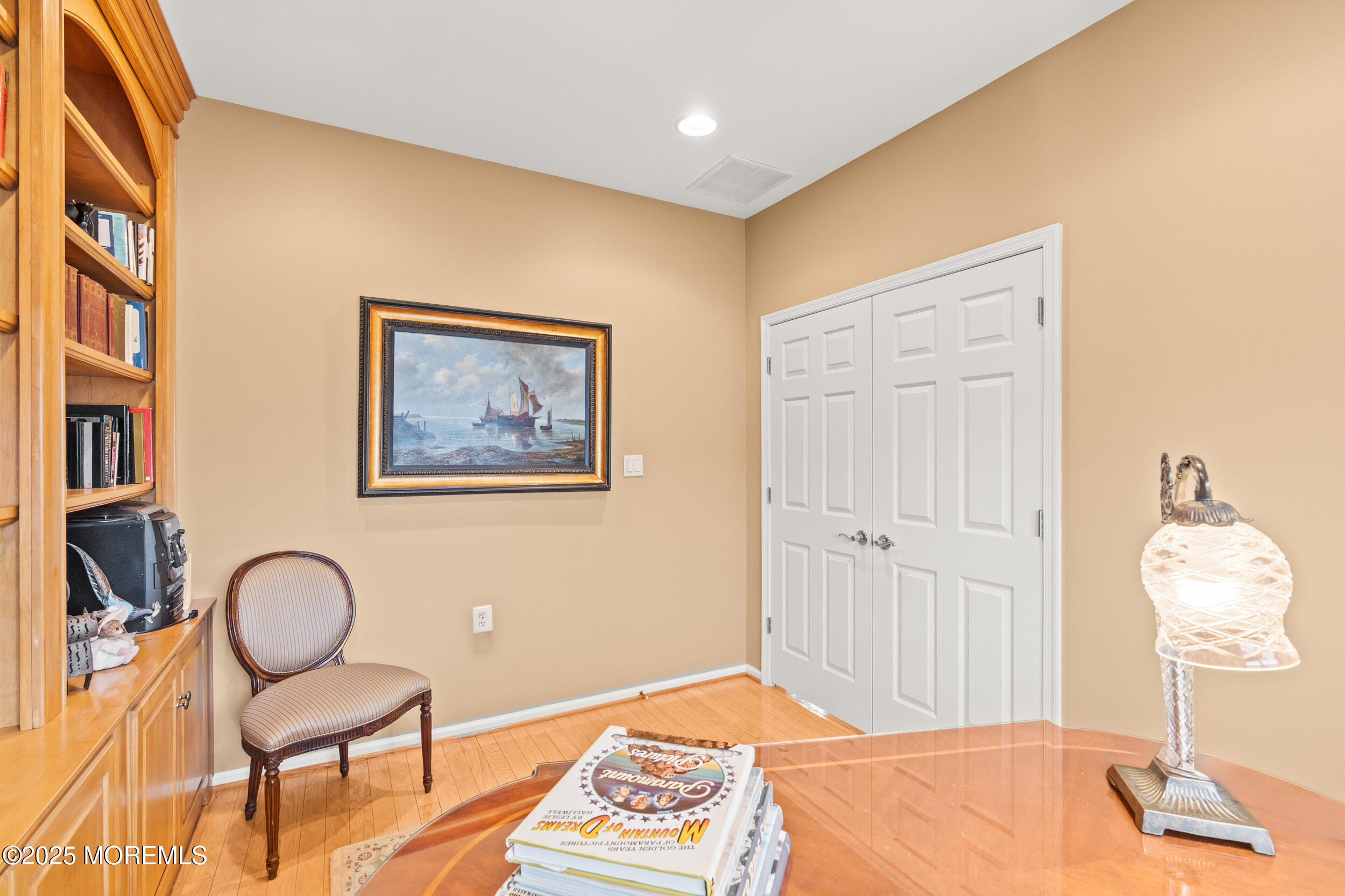 46 Narrowbrook Court, Manalapan, New Jersey image 12