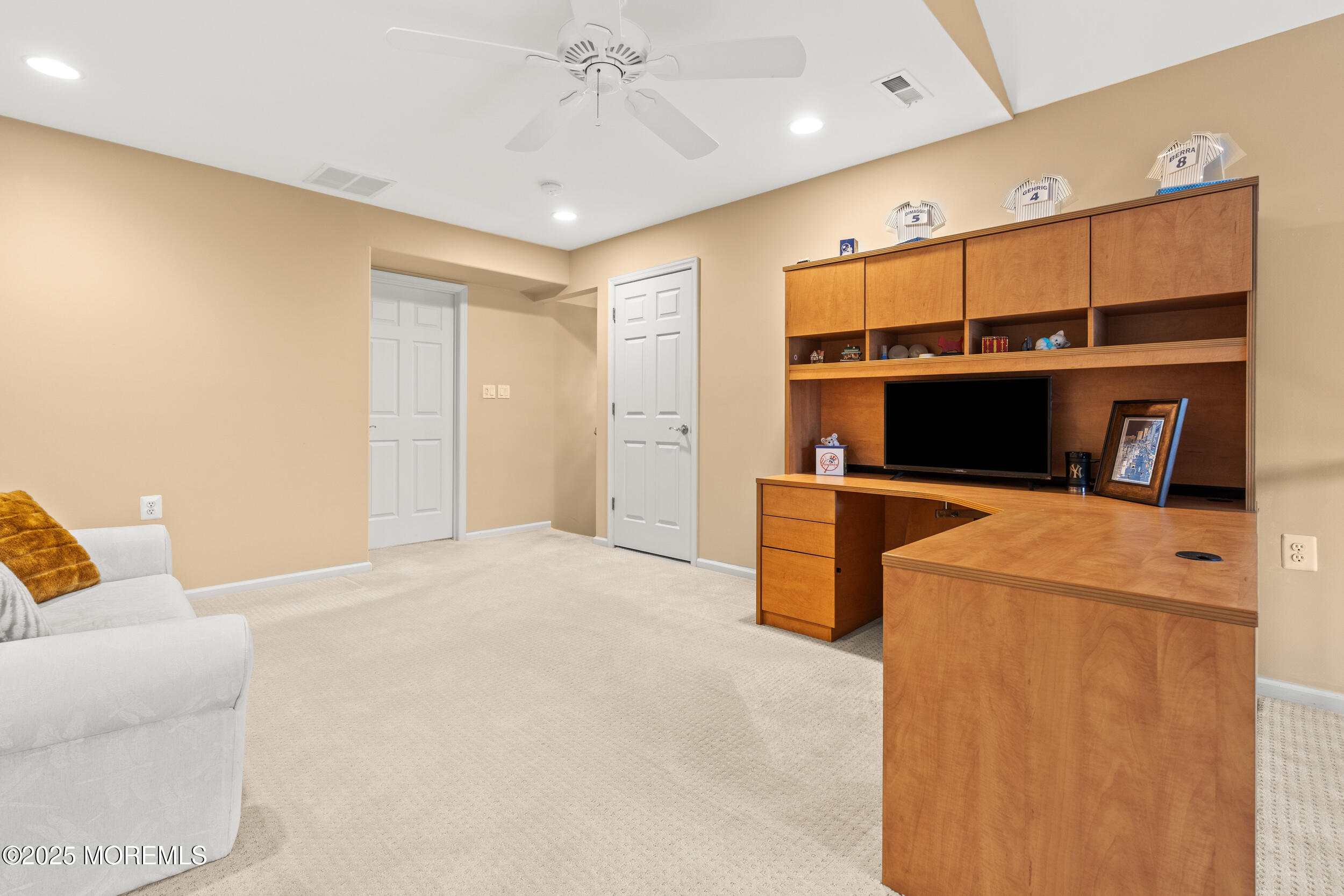 46 Narrowbrook Court, Manalapan, New Jersey image 43