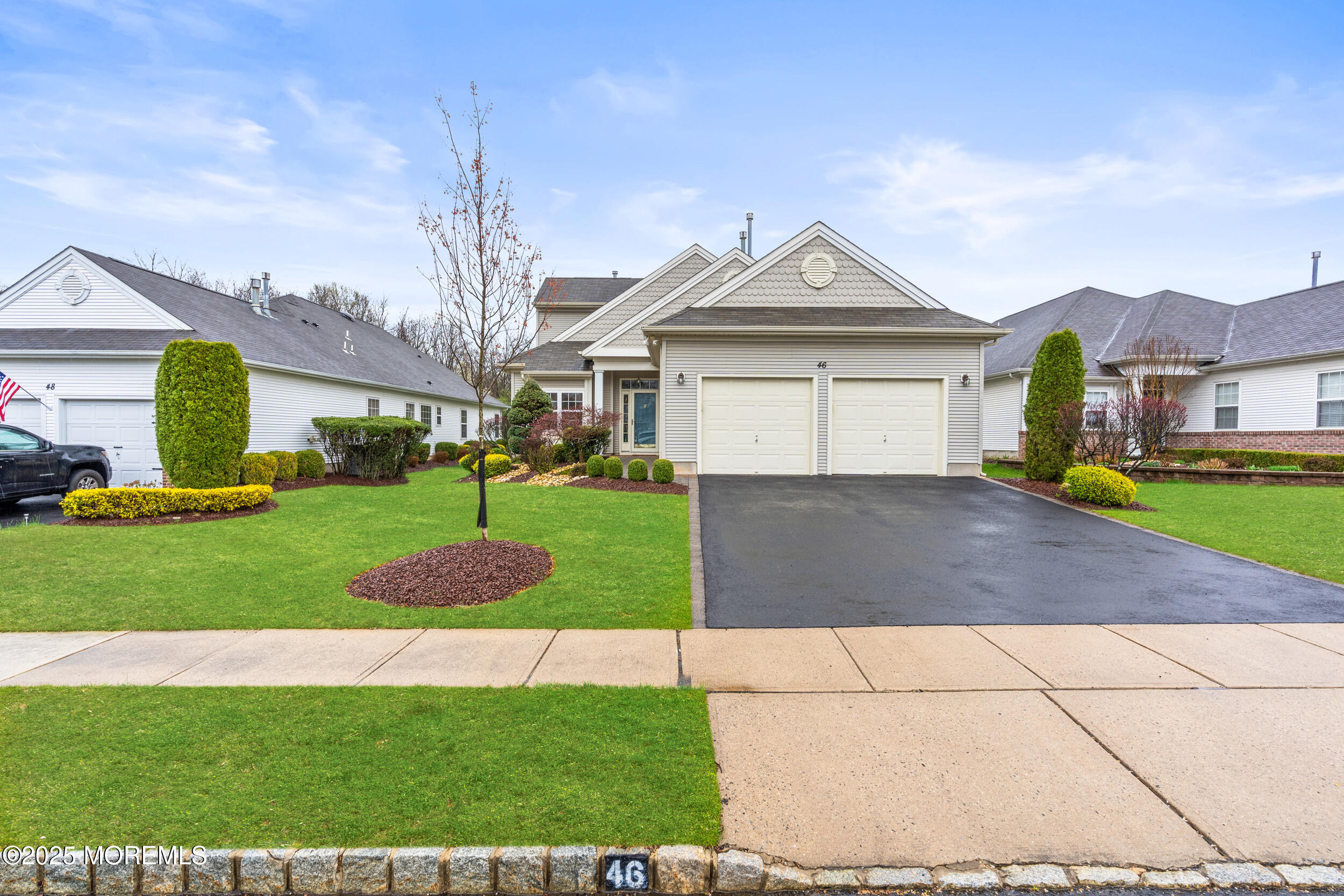 46 Narrowbrook Court, Manalapan, New Jersey image 3