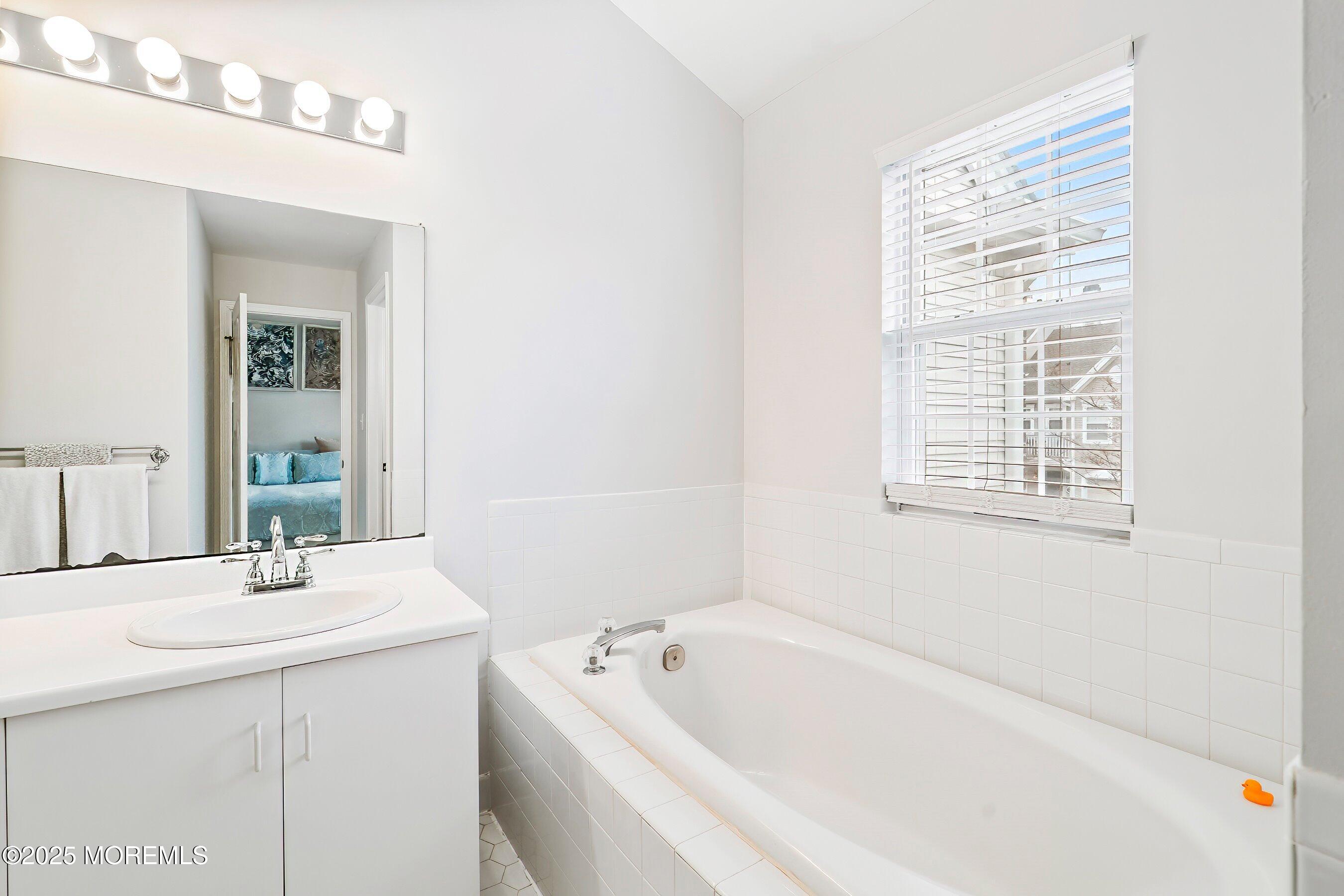 38 Bristel Road, Holmdel, New Jersey image 27