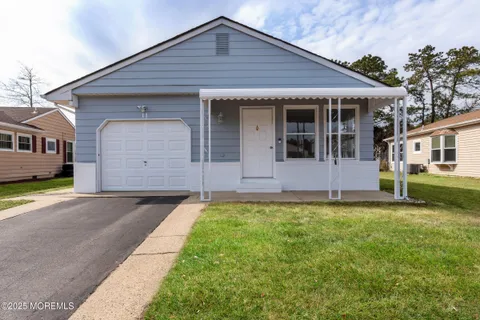 MLS: 22506212