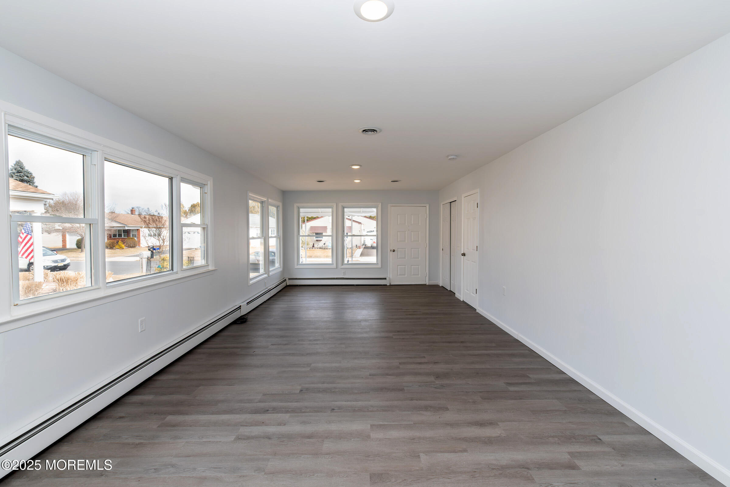 11 La Terraza Drive, Toms River, New Jersey image 3