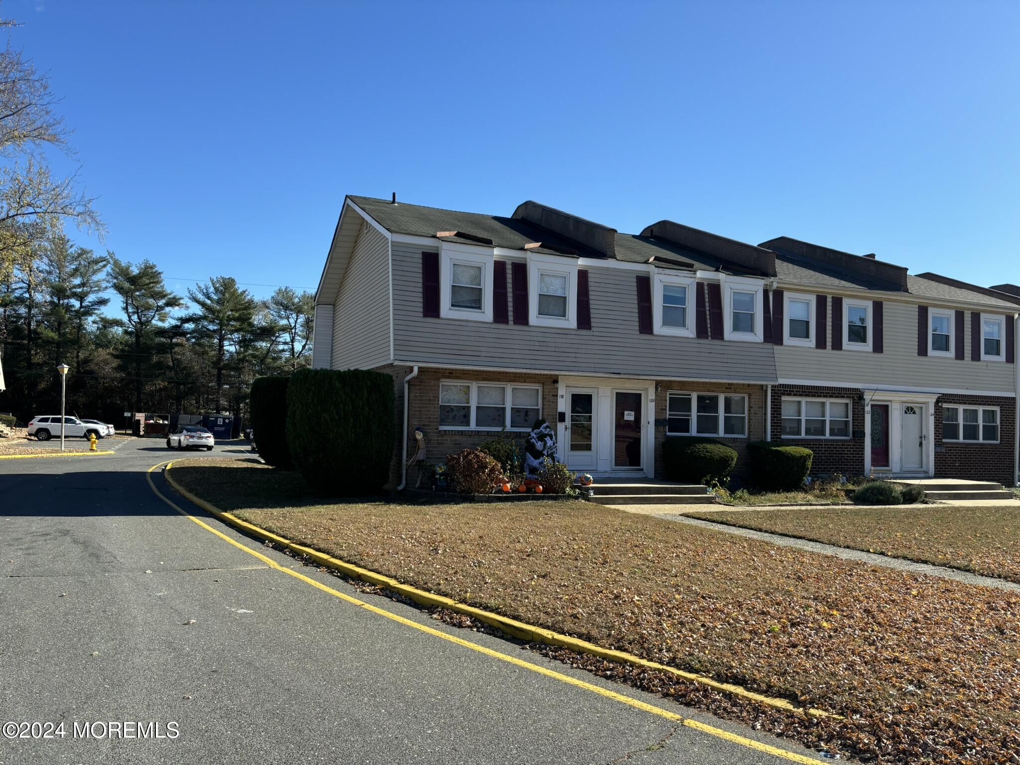 120 Primrose Lane, Brick, New Jersey image 2