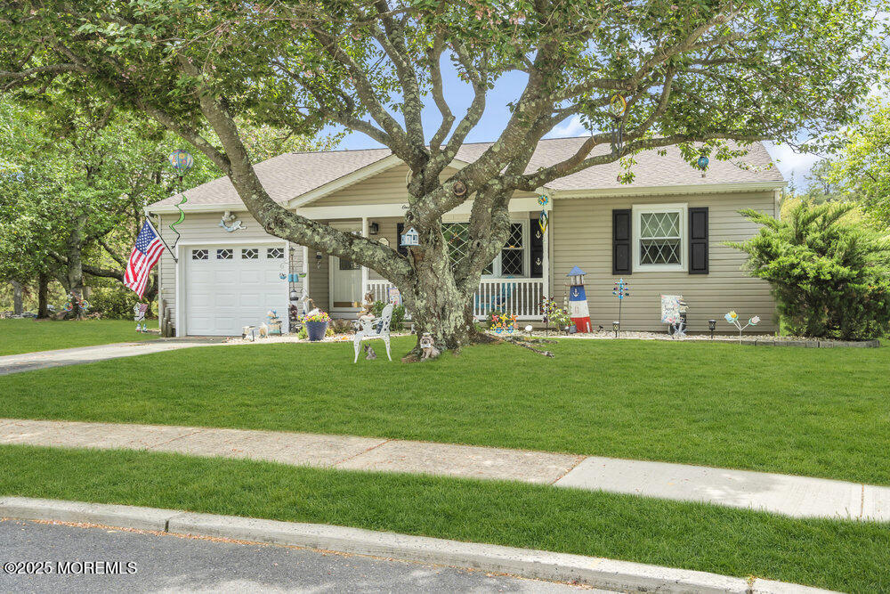 111 Langley Court, Toms River, New Jersey image 5