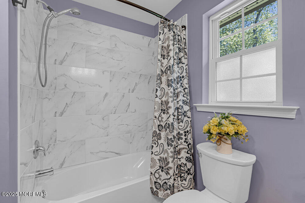 119 Darien Road, Howell, New Jersey image 37