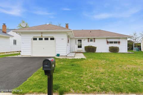 Homes For Sale - 246 N Barbados Drive<br/> Toms River, NJ 08757