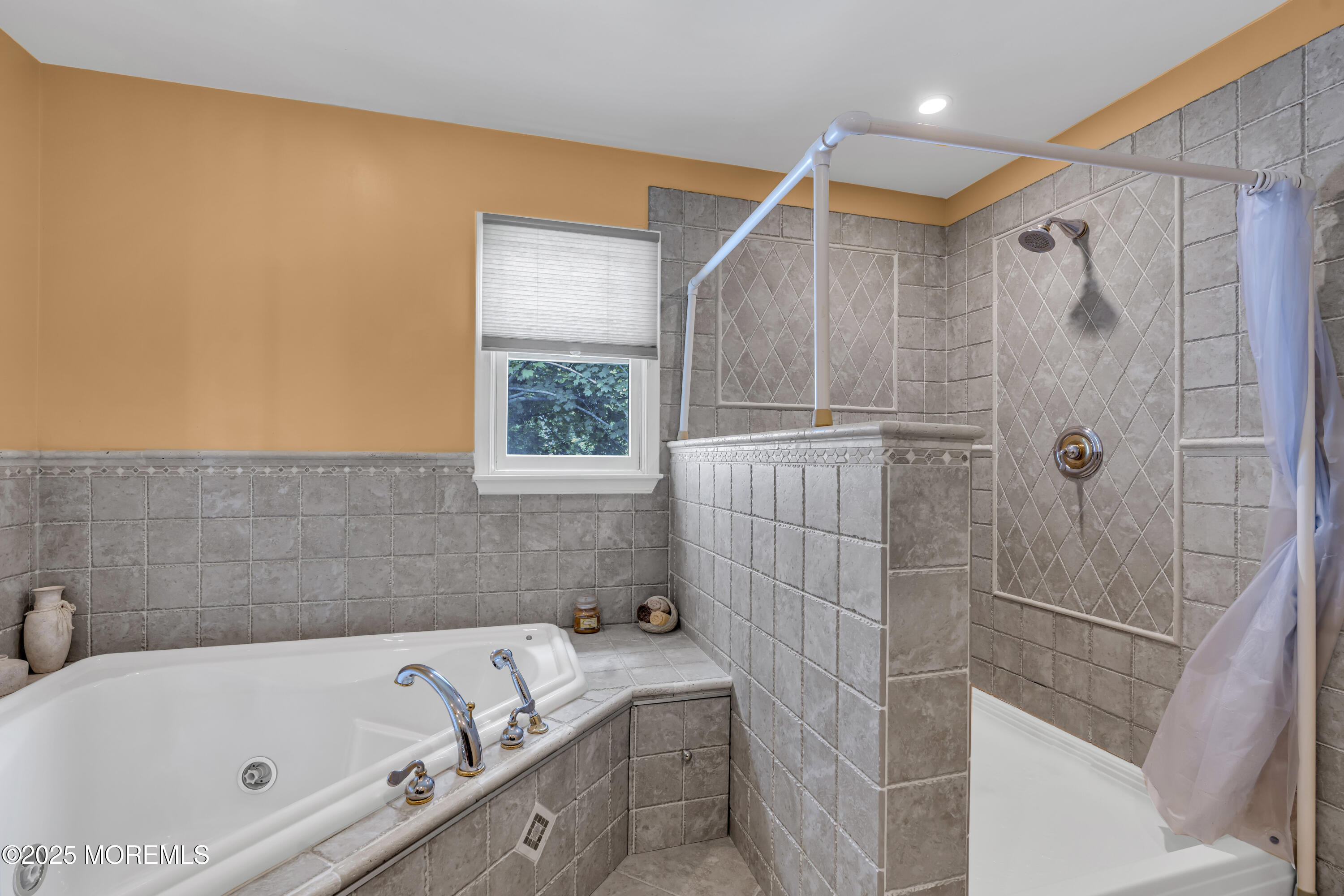 2 Miriam Drive, Matawan, New Jersey image 26