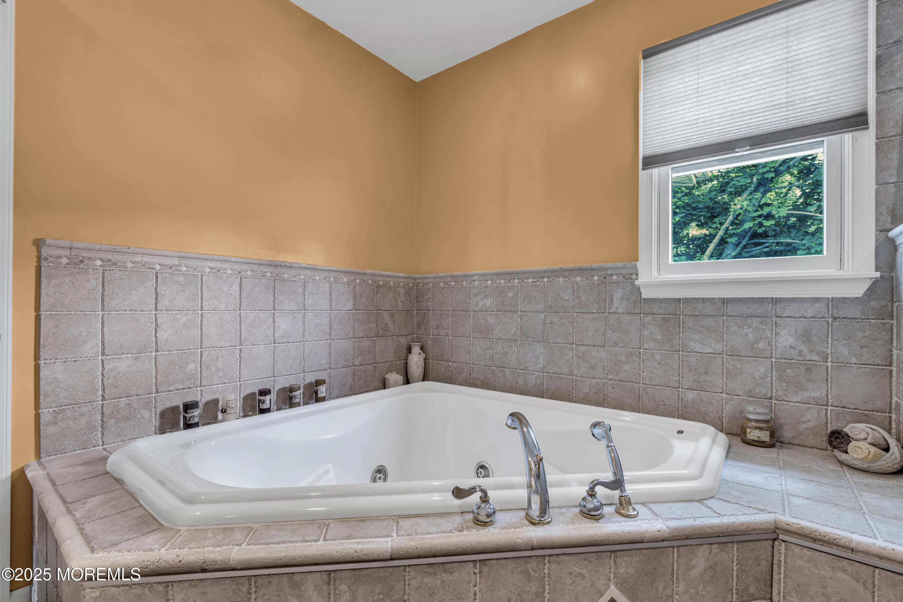 2 Miriam Drive, Matawan, New Jersey image 25