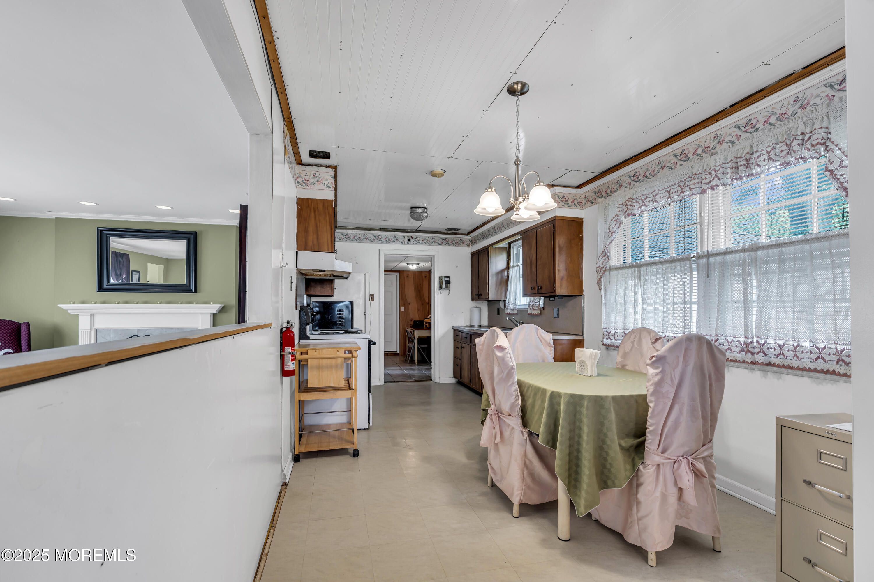 2 Miriam Drive, Matawan, New Jersey image 12