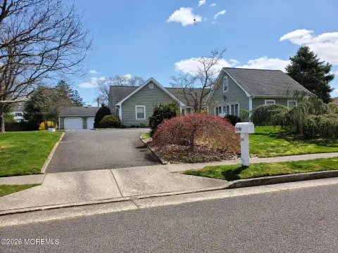 MLS: 22618985