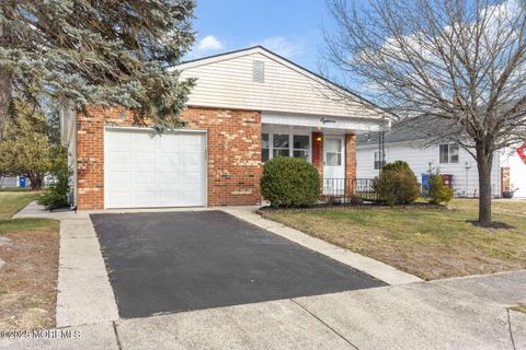 18 La Terraza Drive Toms River NJ 08757