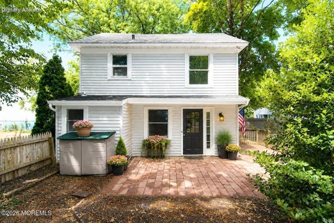 Homes For Rent - 15-17 E Lincoln Avenue #17<br/> Atlantic Highlands, NJ 07716