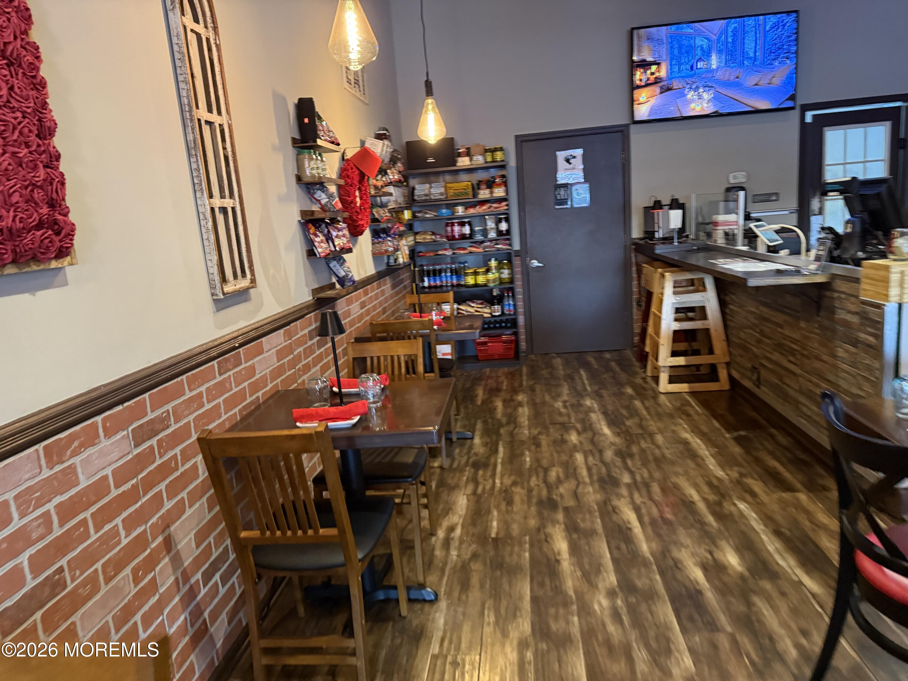 555 Shrewsbury Avenue Suite 1