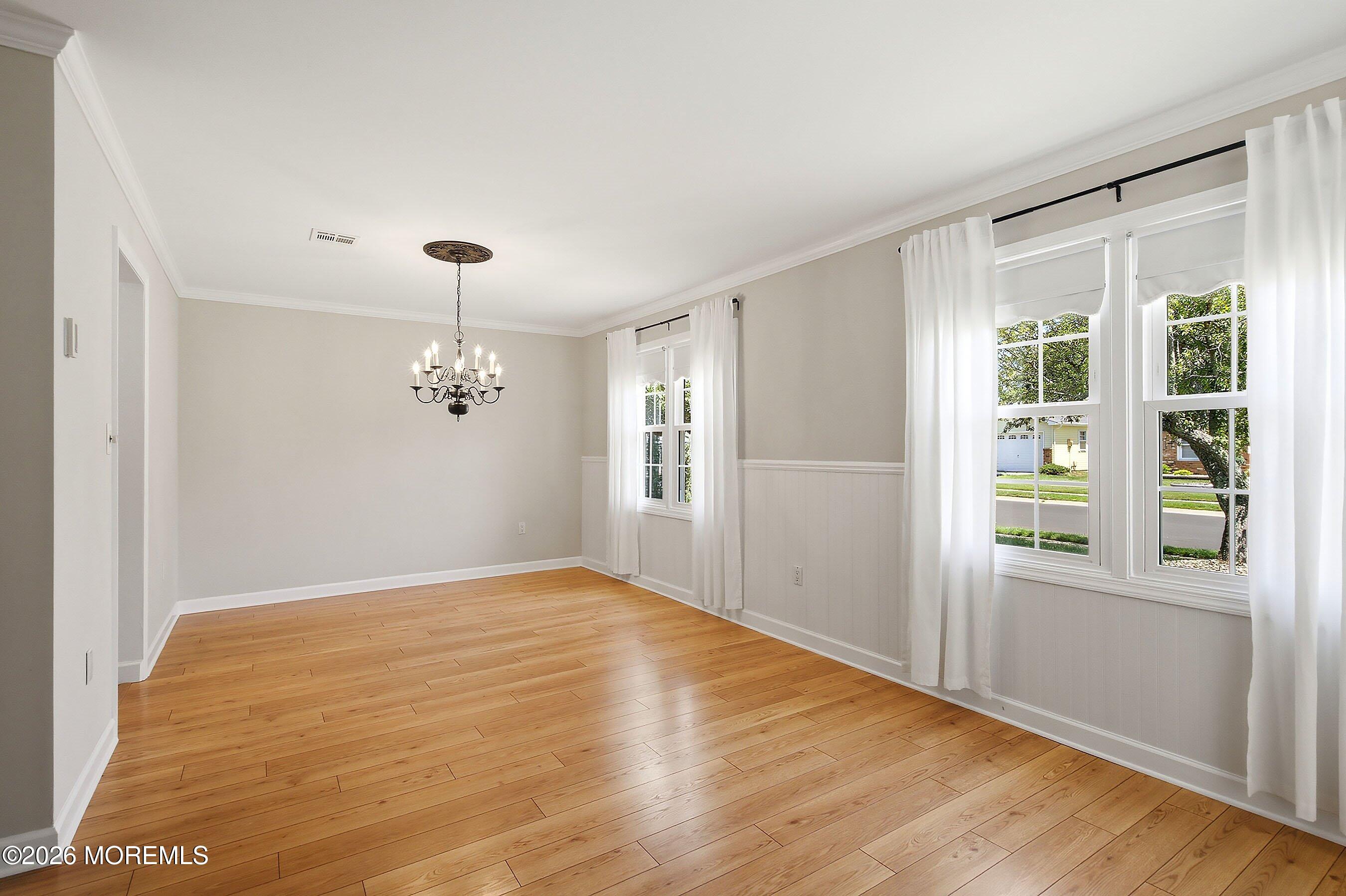 6 Floral Drive