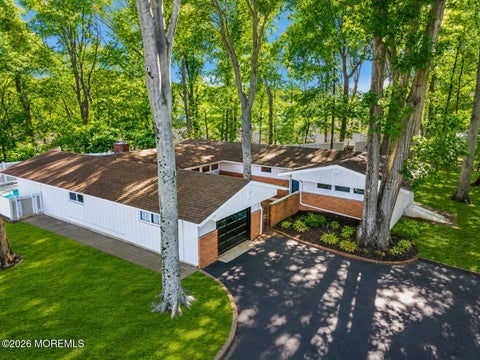 Homes For Sale - 10 Woodland Terrace<br/> Lincroft, NJ 07738