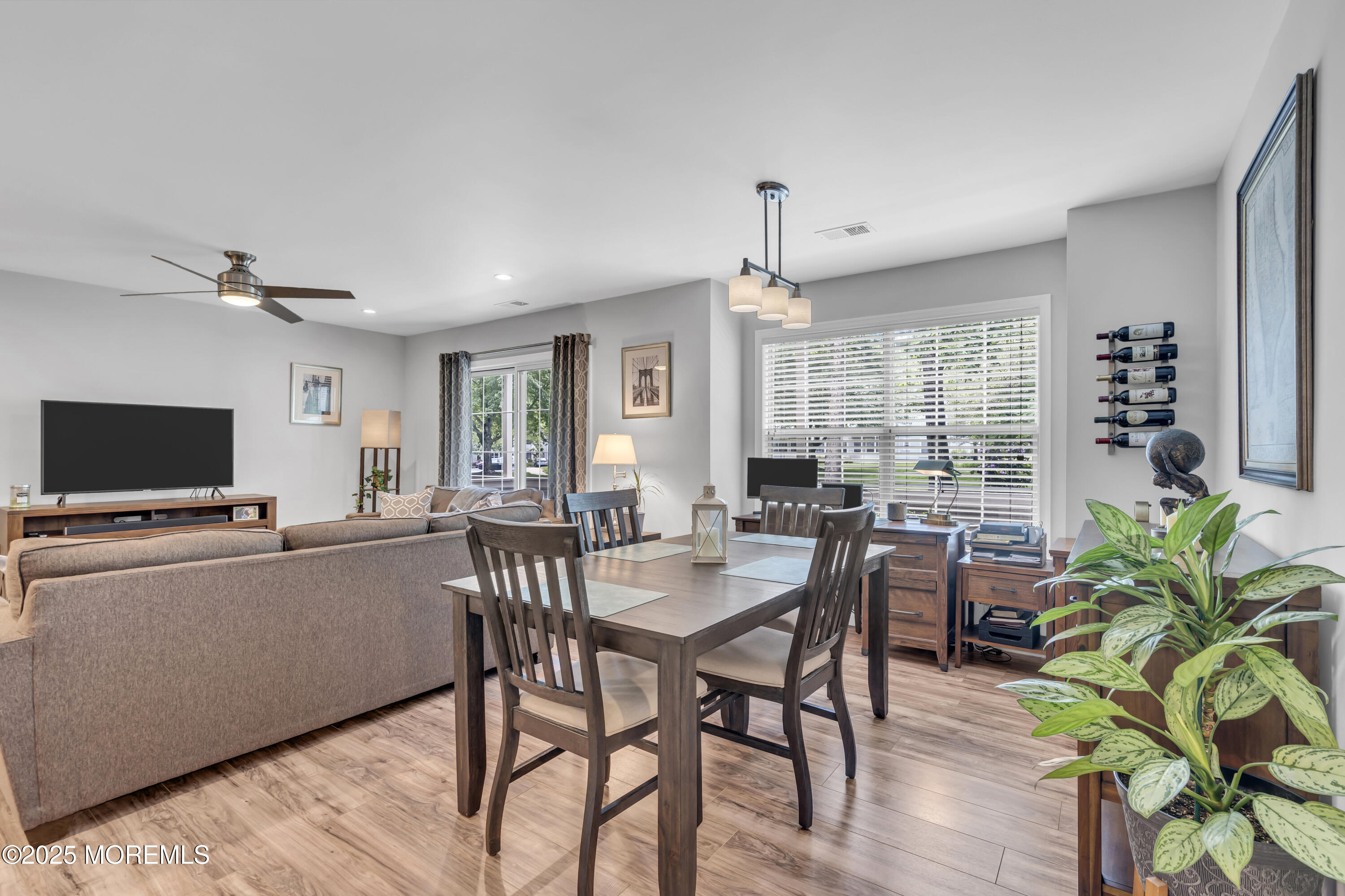 568 Applewood Court, Howell, New Jersey image 9
