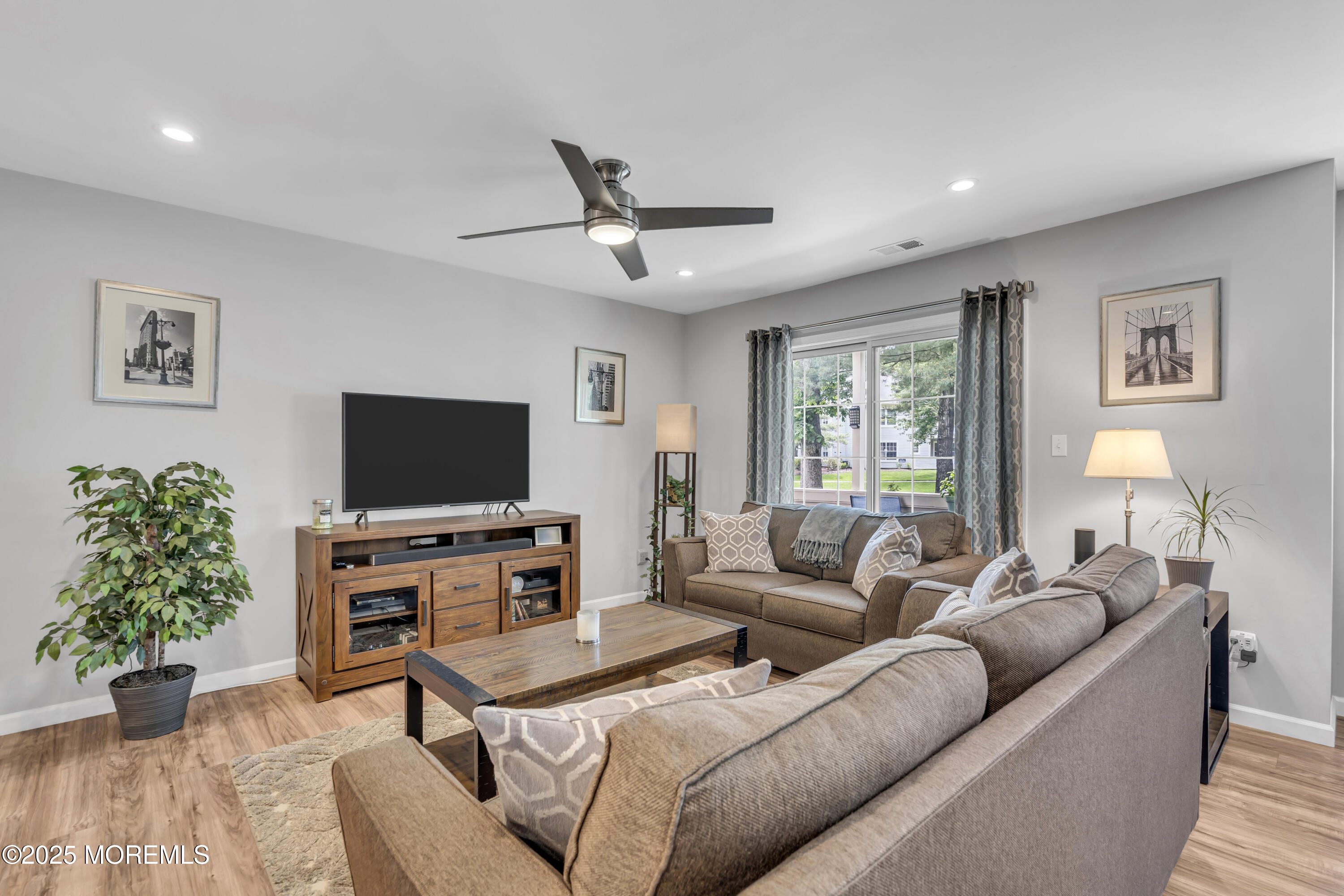 568 Applewood Court, Howell, New Jersey image 5