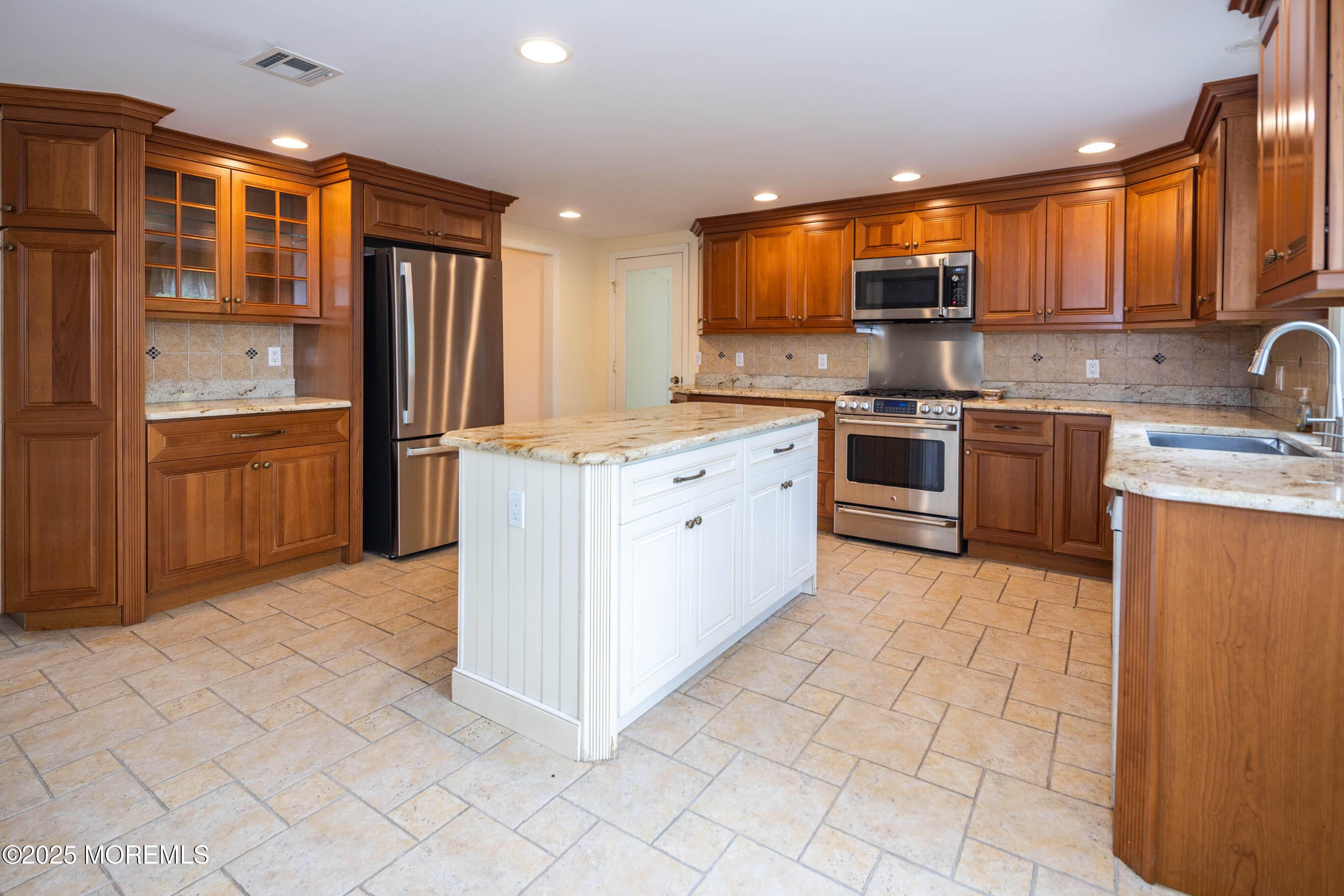 153 12th Street, Belford, New Jersey image 9