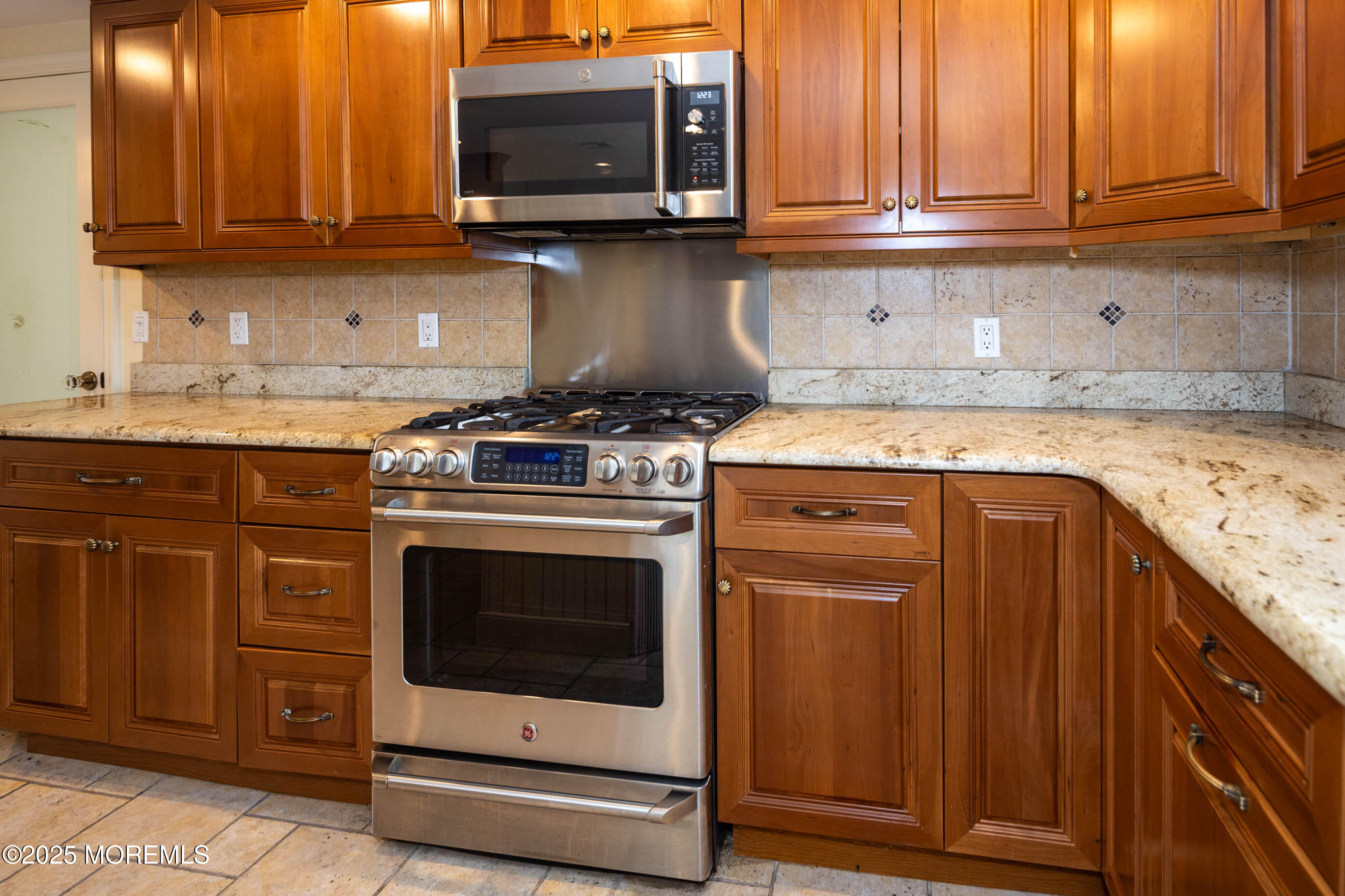 153 12th Street, Belford, New Jersey image 13