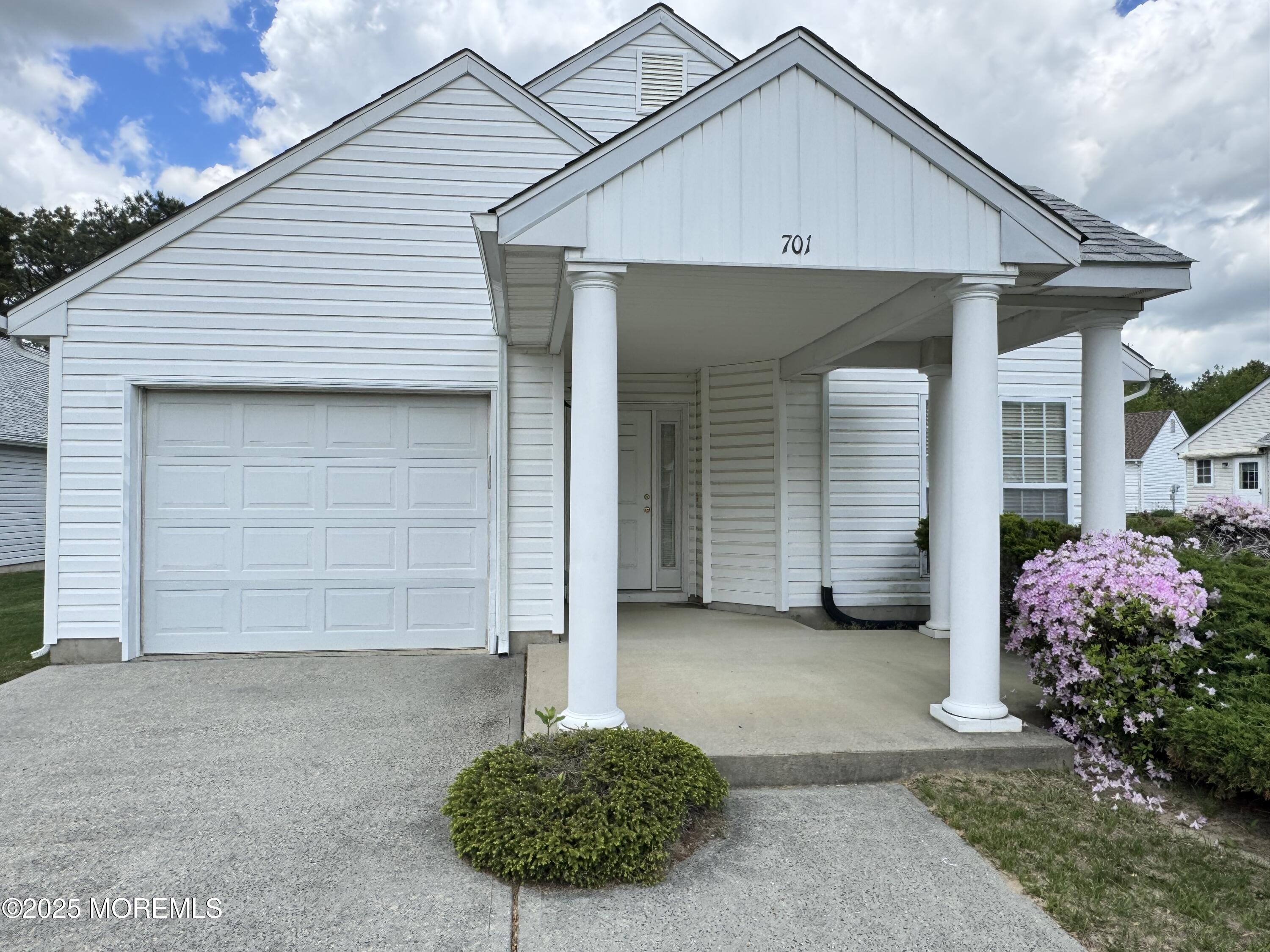 701 Flint Court, Manchester, New Jersey image 2