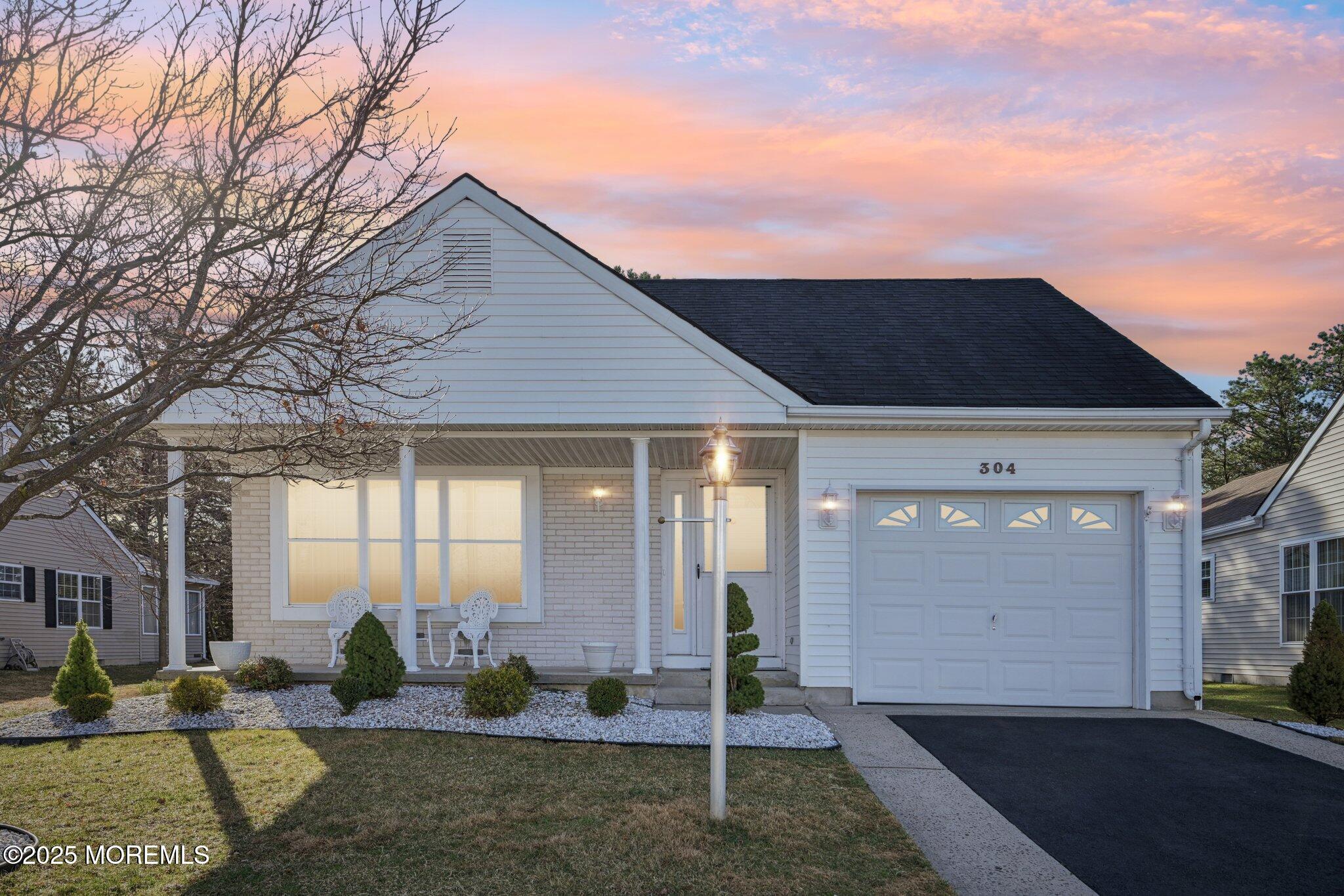 304 Jamaica Boulevard, Toms River, New Jersey image 2