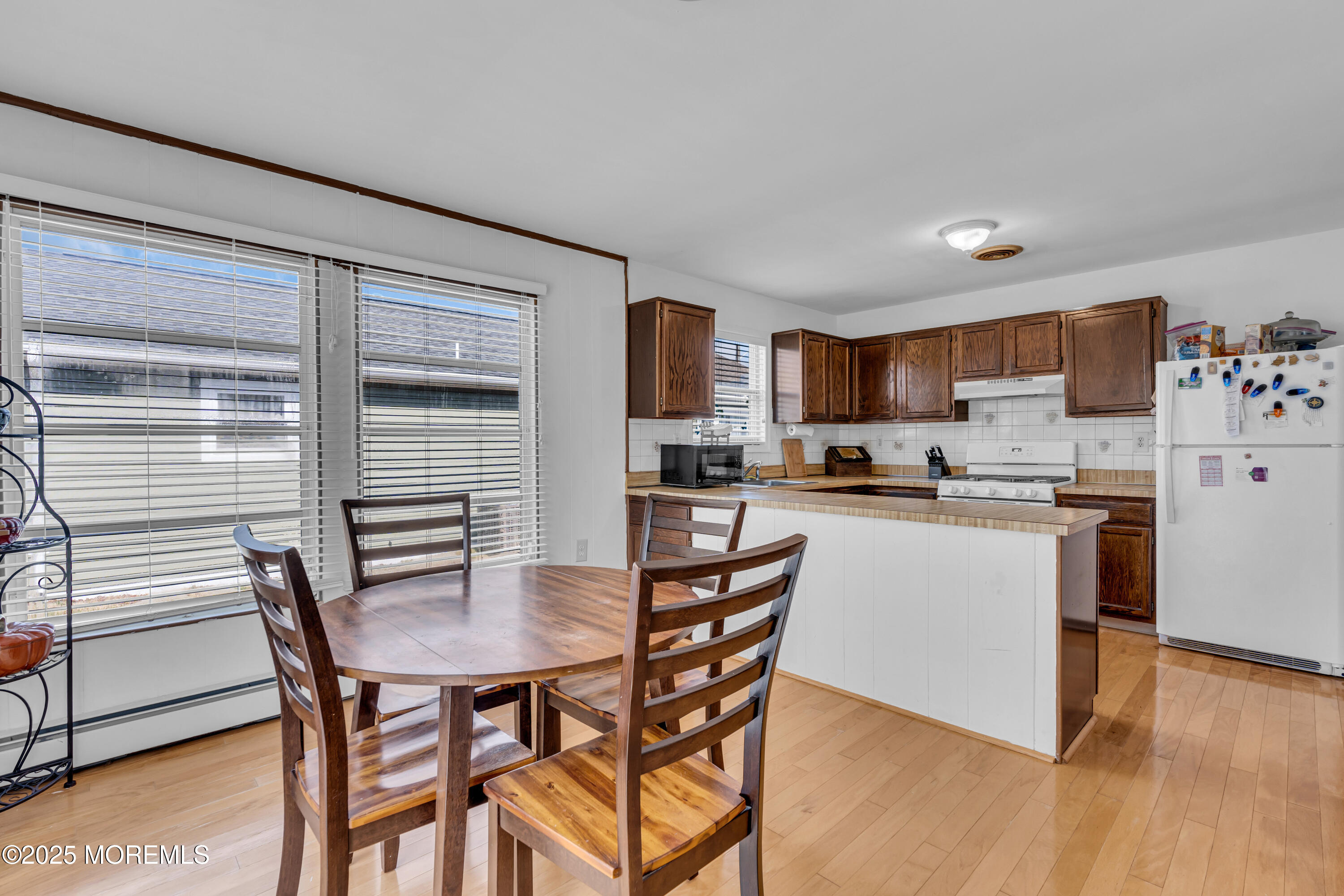 9 Banning Court, Toms River, New Jersey image 11