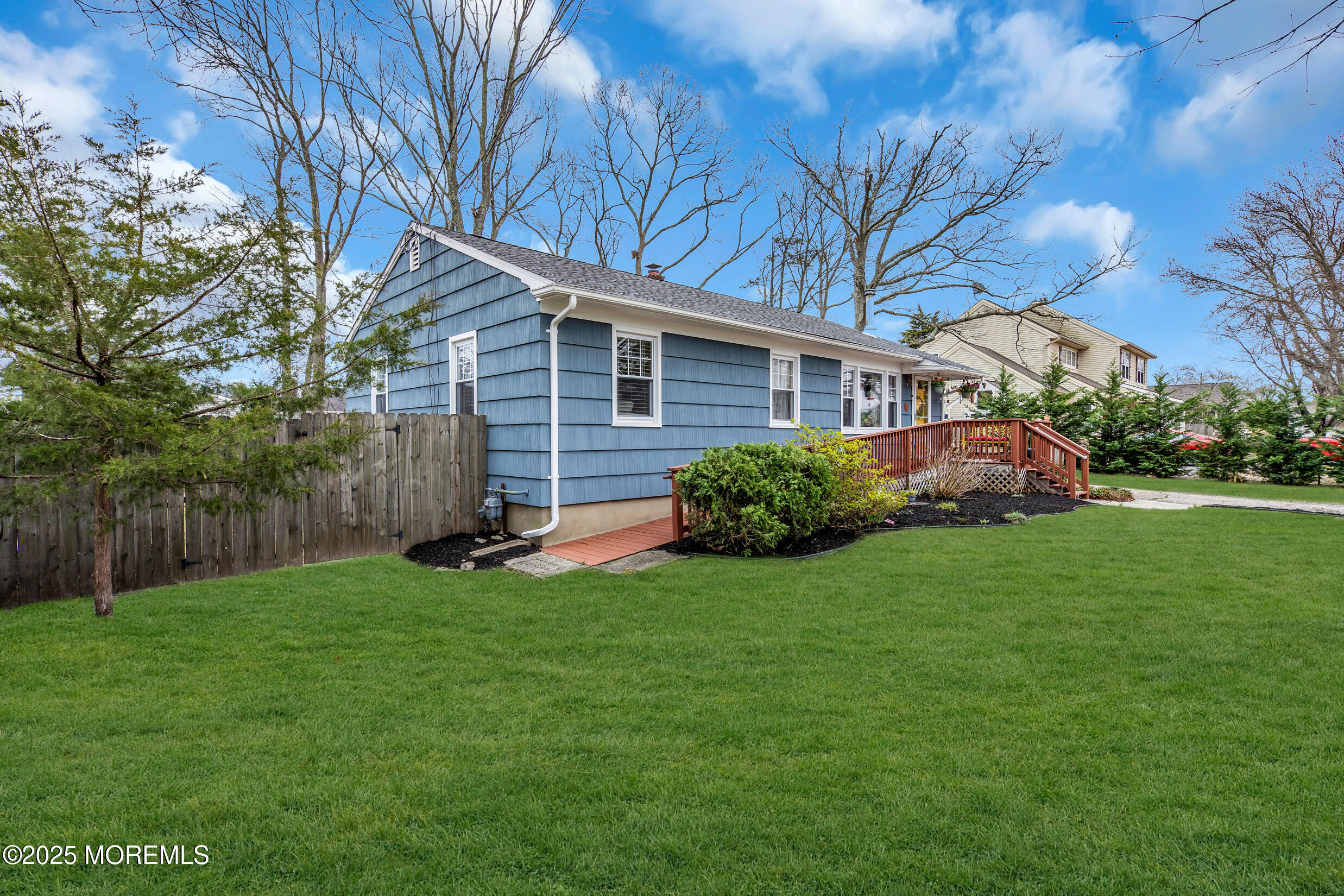 17 Glenwood Drive, Bayville, New Jersey image 11